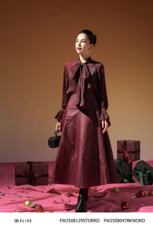 CV XỐP KẺ CARO NÂU ĐỎ