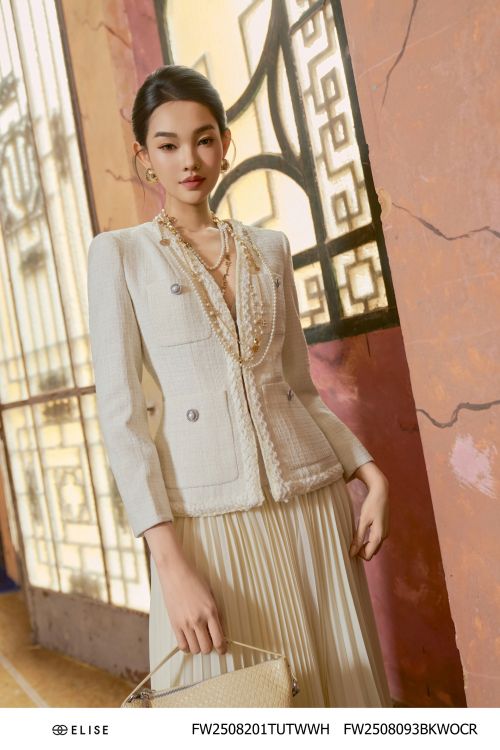 VEST TWEED SỢI Ô TRẮNG CỔ V