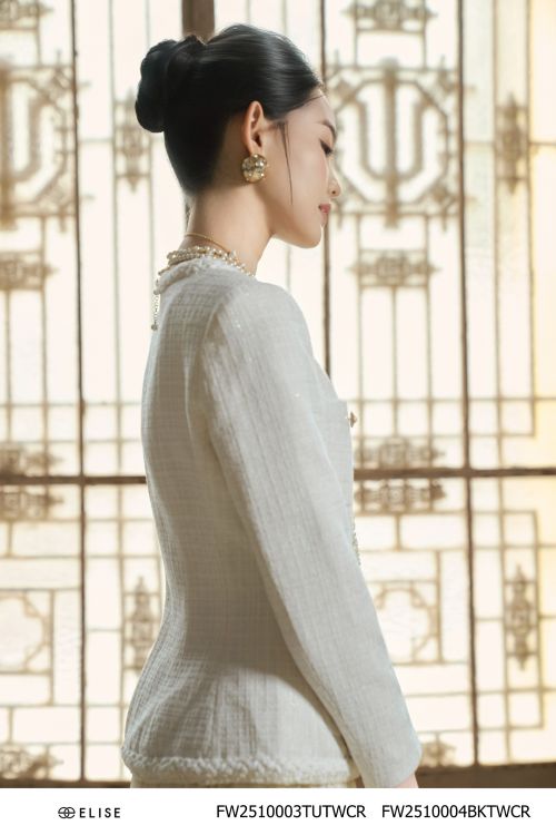 VEST LỬNG TWEED VÂN KEM ĐẬM CƠI TÚI NGỰC