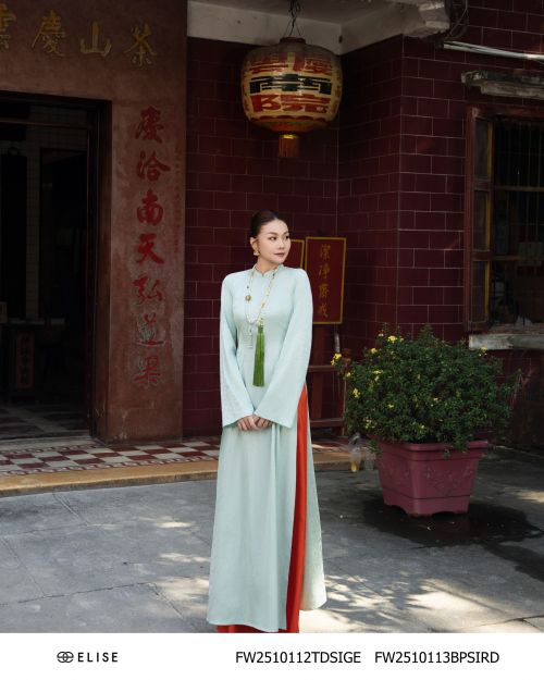 ÁO DÀI LỤA XANH HT VÂN HOA BUỘC DÂY SAU (KÈM FW2510113BPSIRD)