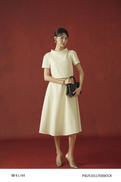 ĐẦM KEM VÂN NỔI TÁCH VẠT HOA CÀI