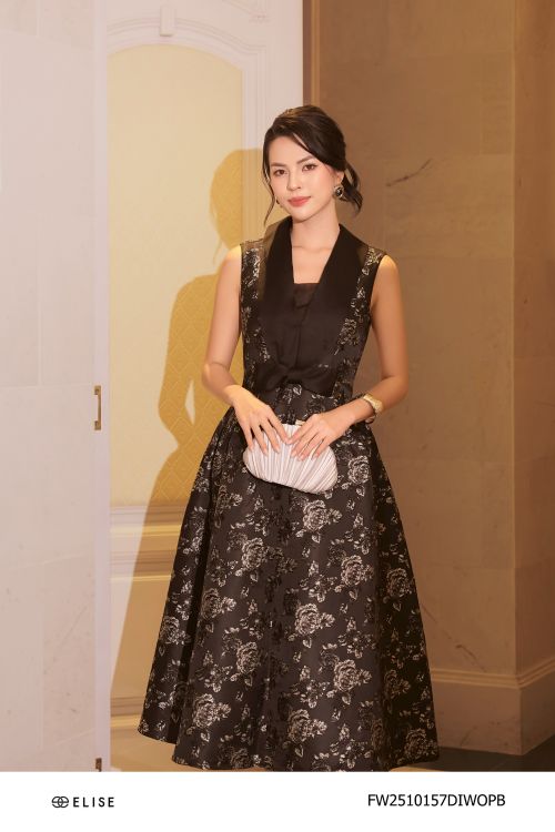 ĐẦM GẤM HOA TRẮNG NỀN ĐEN PHỐI CỔ TAFTA