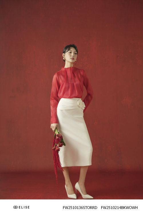 JUPE TRẮNG PHỦ VẠT CẠP XẾP LY HOA