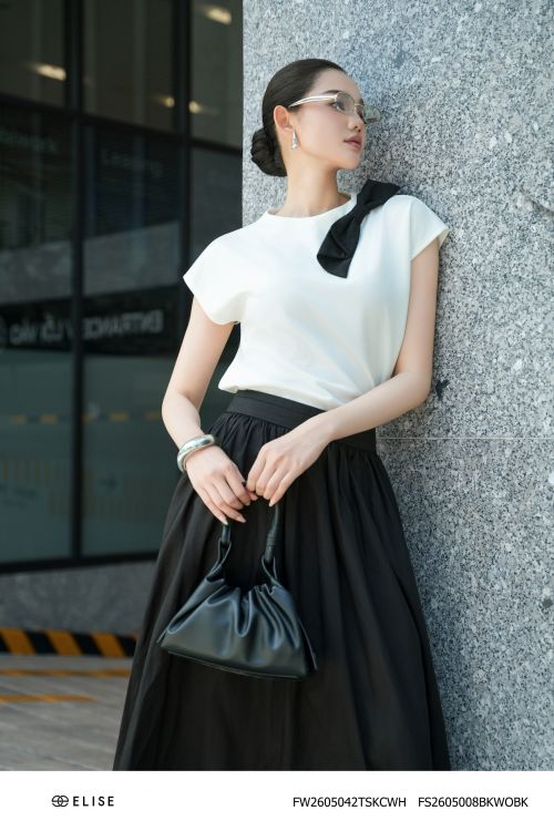 ÁO THUN TRẮNG CÀI NƠ
