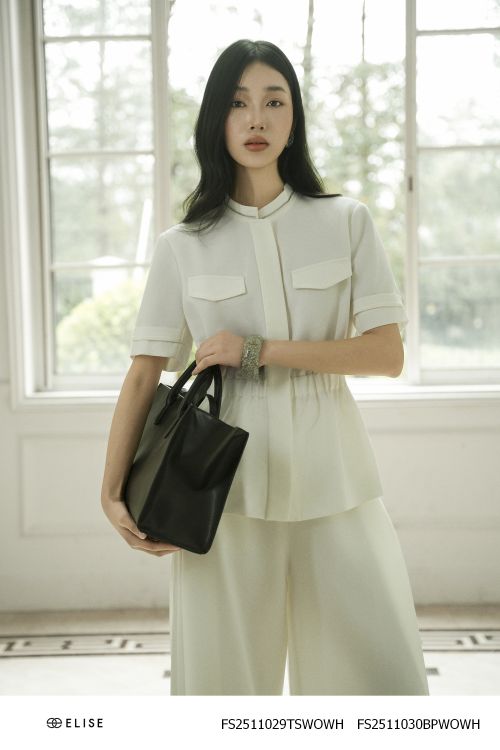 ÁO TRẮNG CỔ KHÓA ĐỒNG CHUN EO