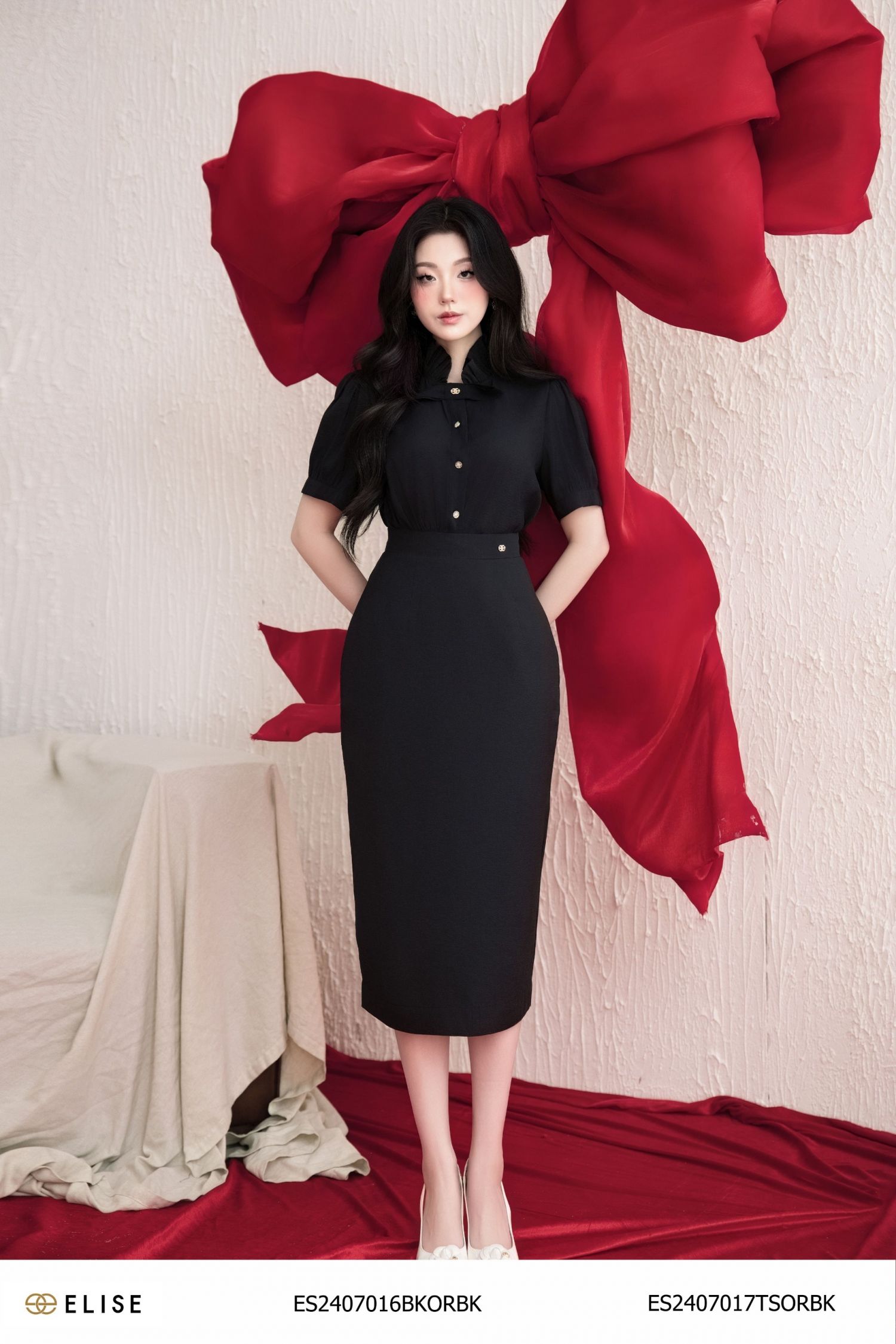 SM TƠ NHĂN ĐEN XẾP CỔ NHÚN