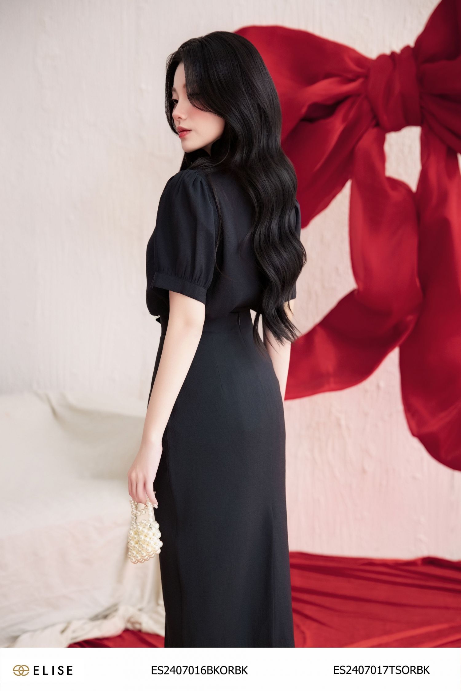 JUPE TƠ NHĂN ĐEN CẠP ĐÍNH THANH ELISE