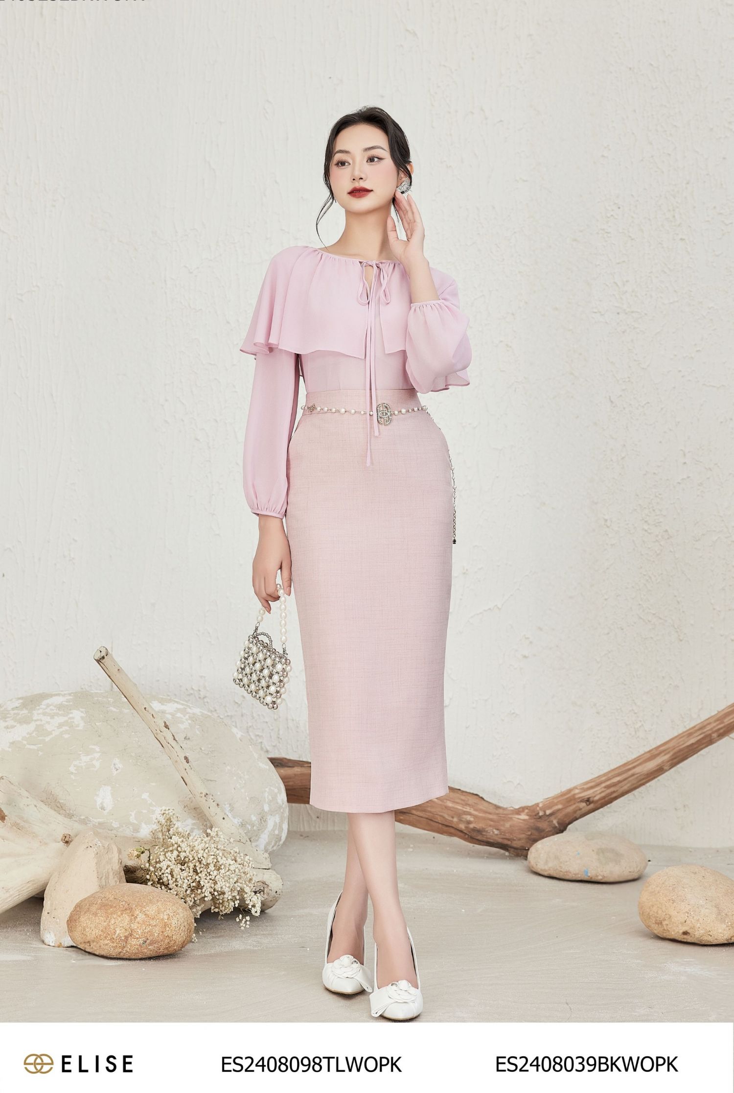 ÁO CHIFFON HỒNG CỔ BÈO