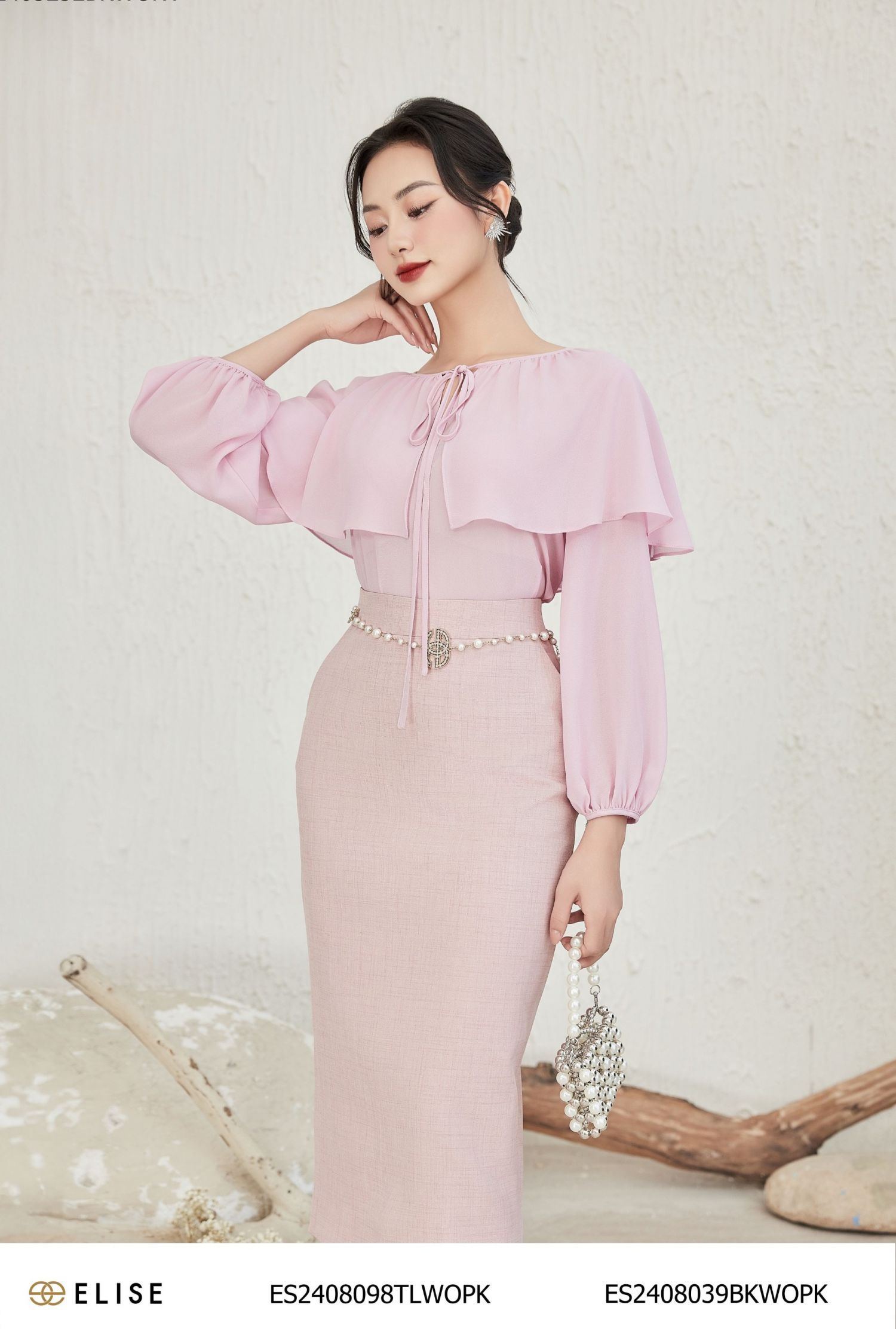 ÁO CHIFFON HỒNG CỔ BÈO