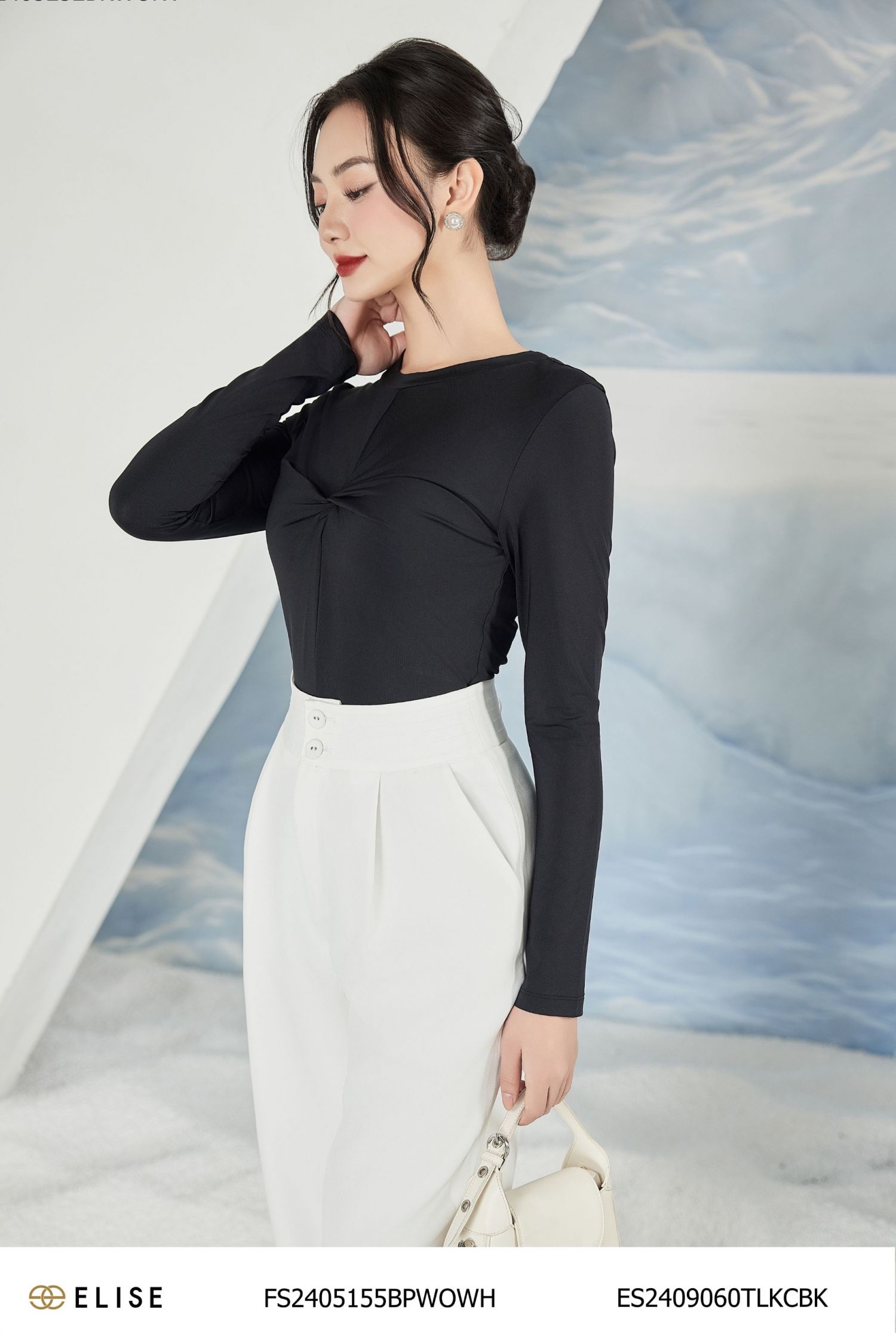 BODY SUIT ĐEN XOẮN NGỰC