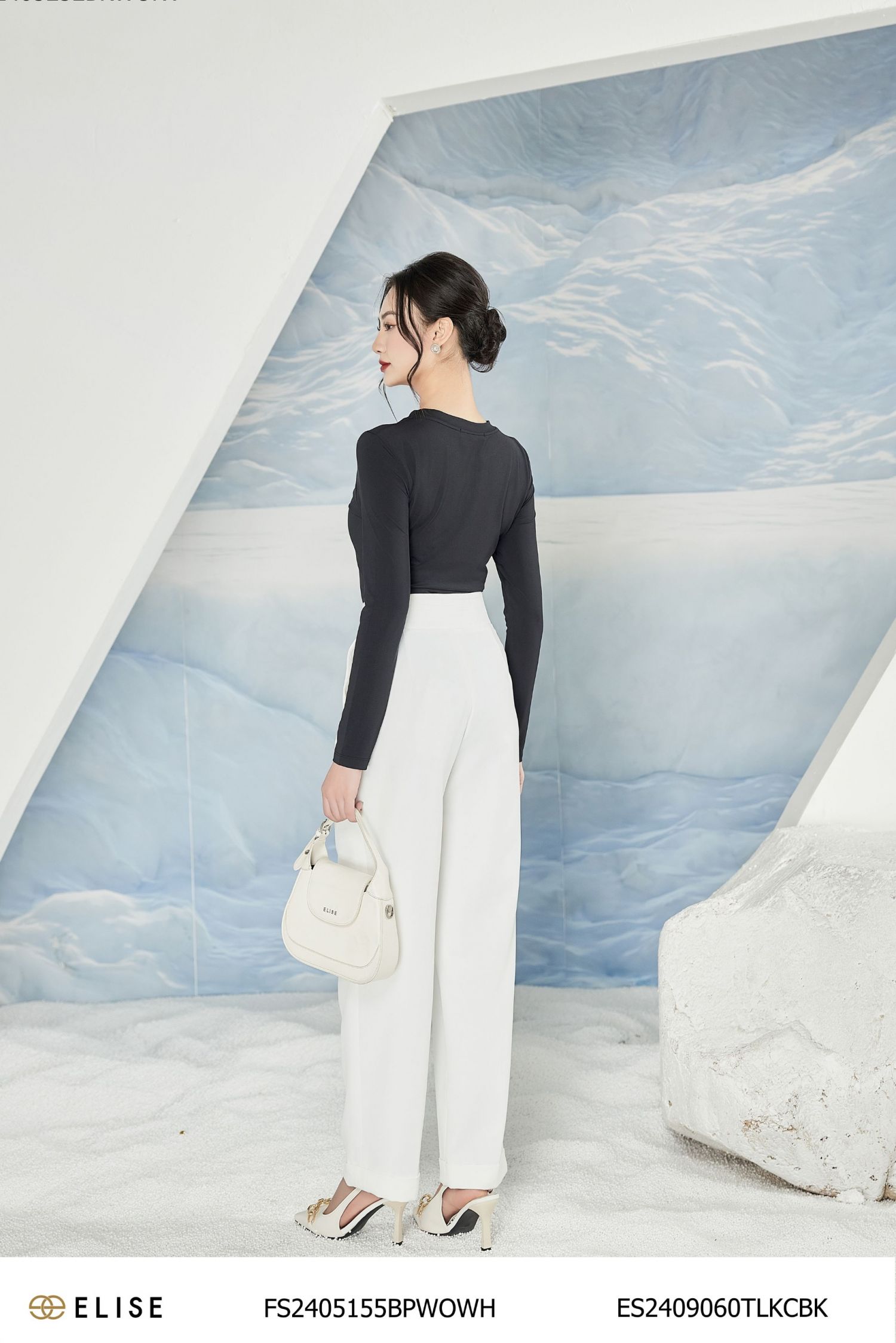 BODY SUIT ĐEN XOẮN NGỰC