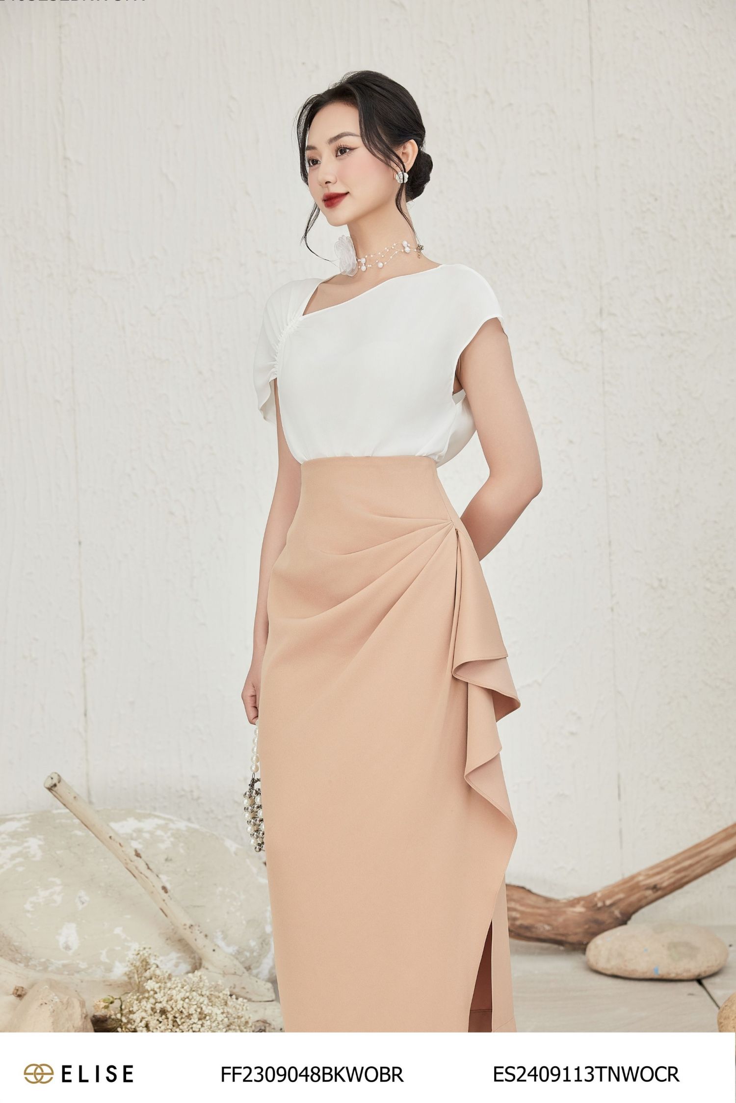 JUPE NÂU BÈO EO XẺ BÊN