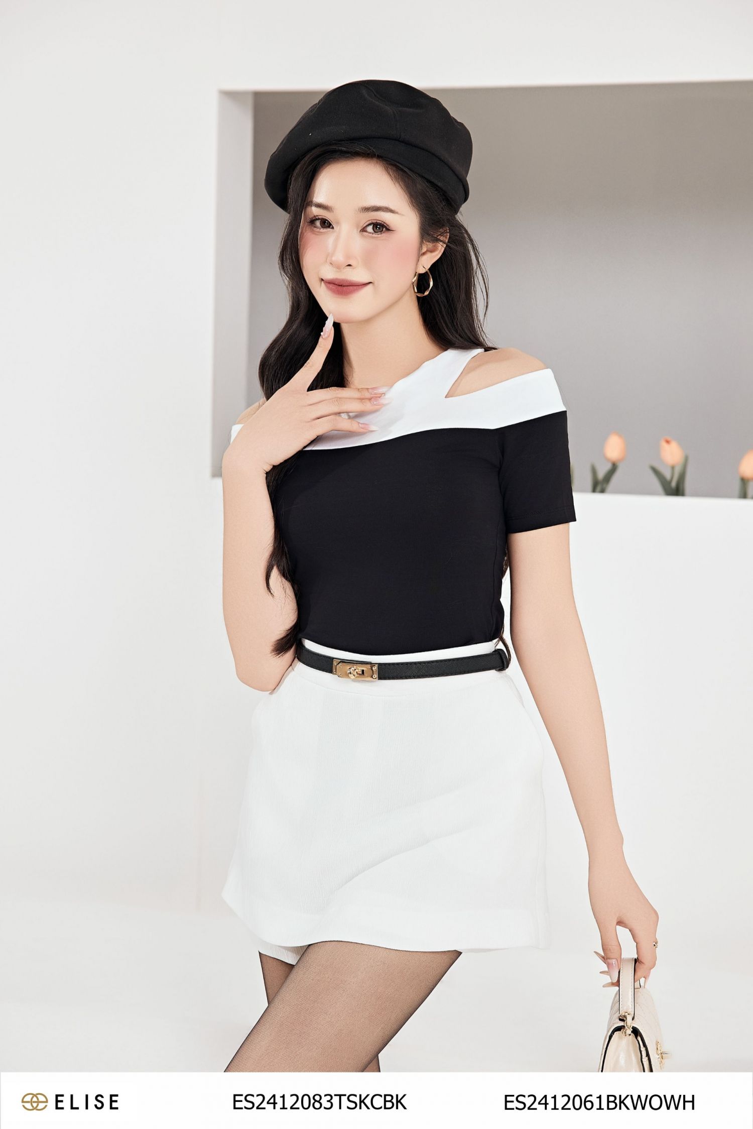 ÁO THUN ĐEN CỔ LỆCH PHỐI TRẮNG