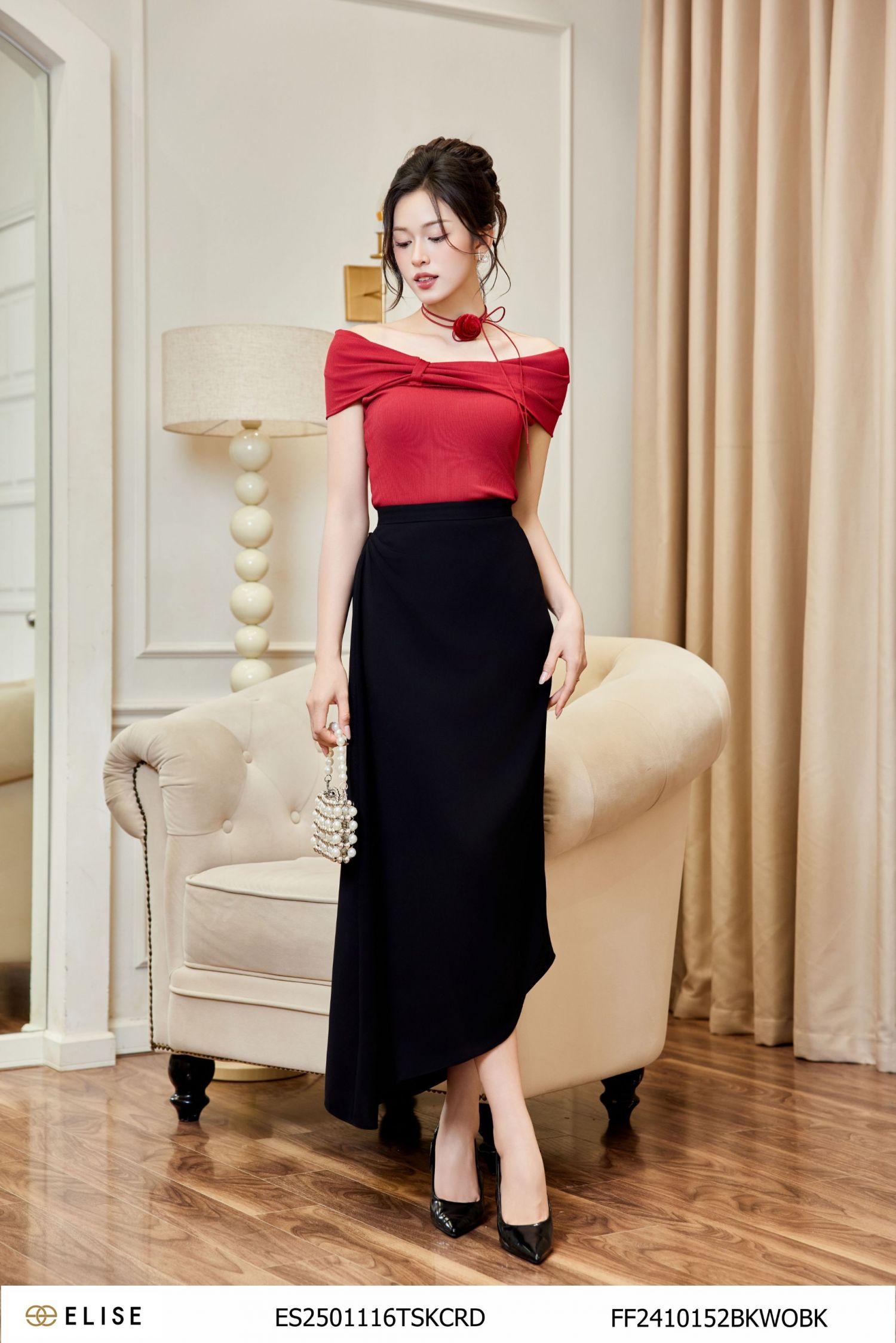 ÁO THUN ĐỎ ĐÔ CỔ THUYỀN