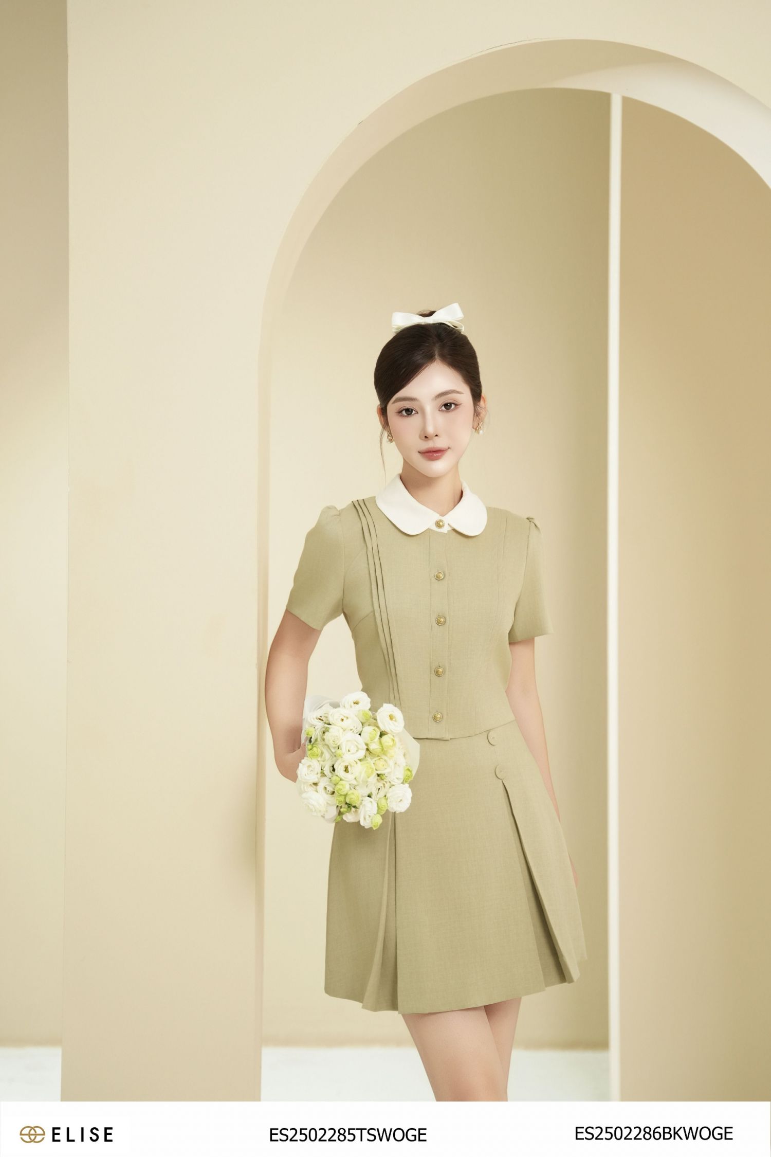 ÁO XANH OLIVE NHẠT PHỐI CỔ TRẮNG