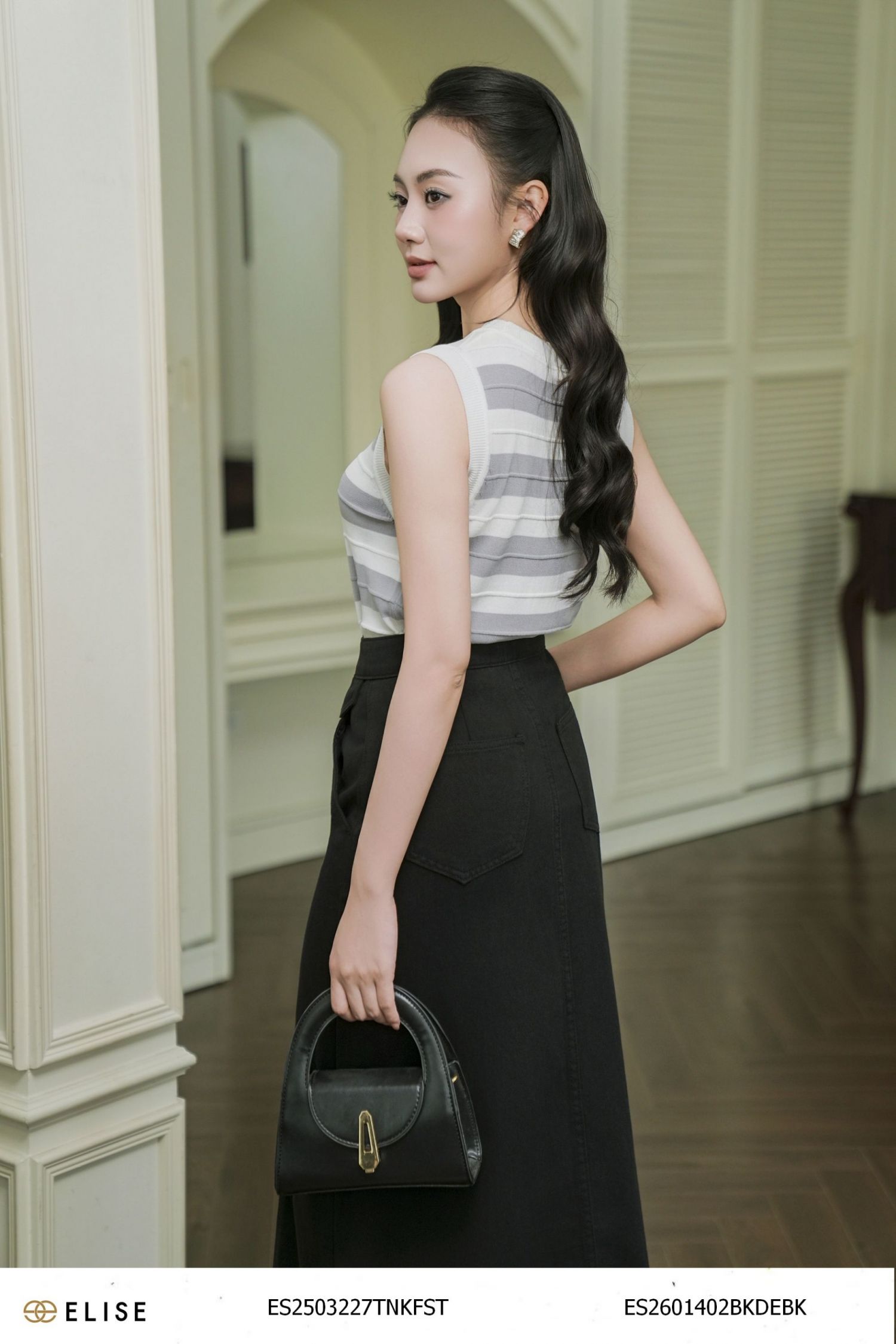 ÁO MONGTOGHI KẺ TRẮNG NỀN GHI