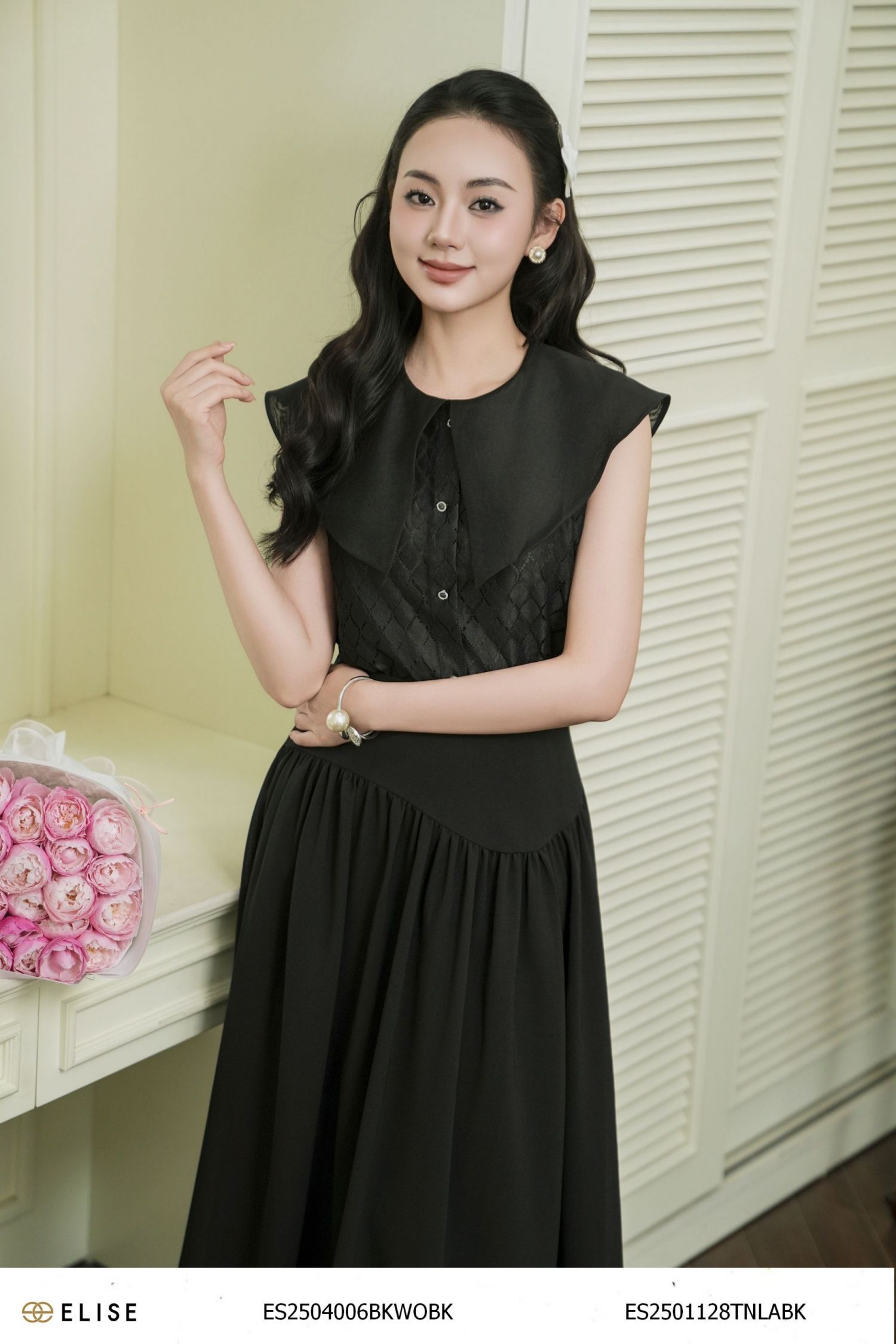 ÁO REN ĐEN CỔ PHỐI TƠ