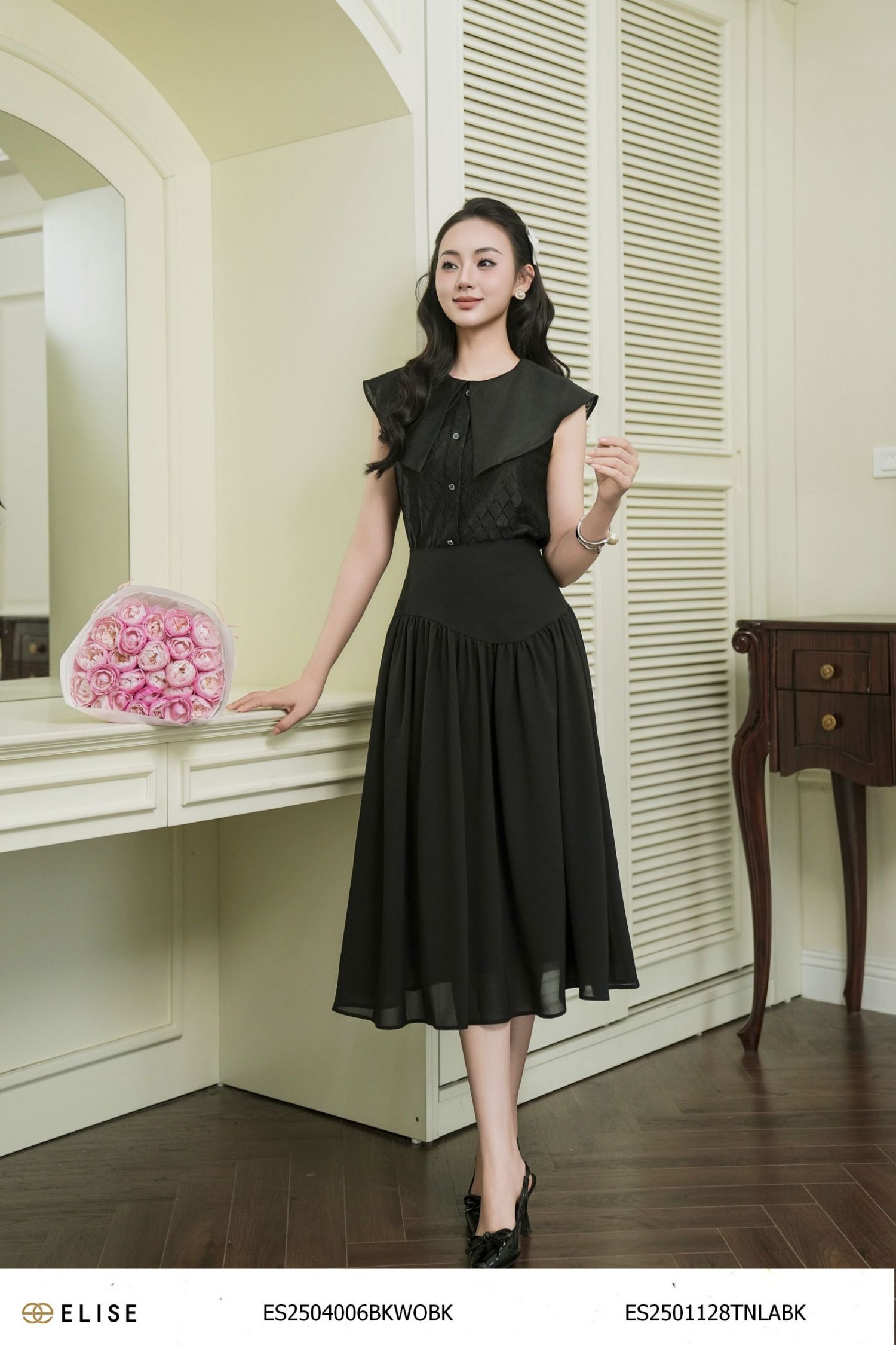 ÁO REN ĐEN CỔ PHỐI TƠ