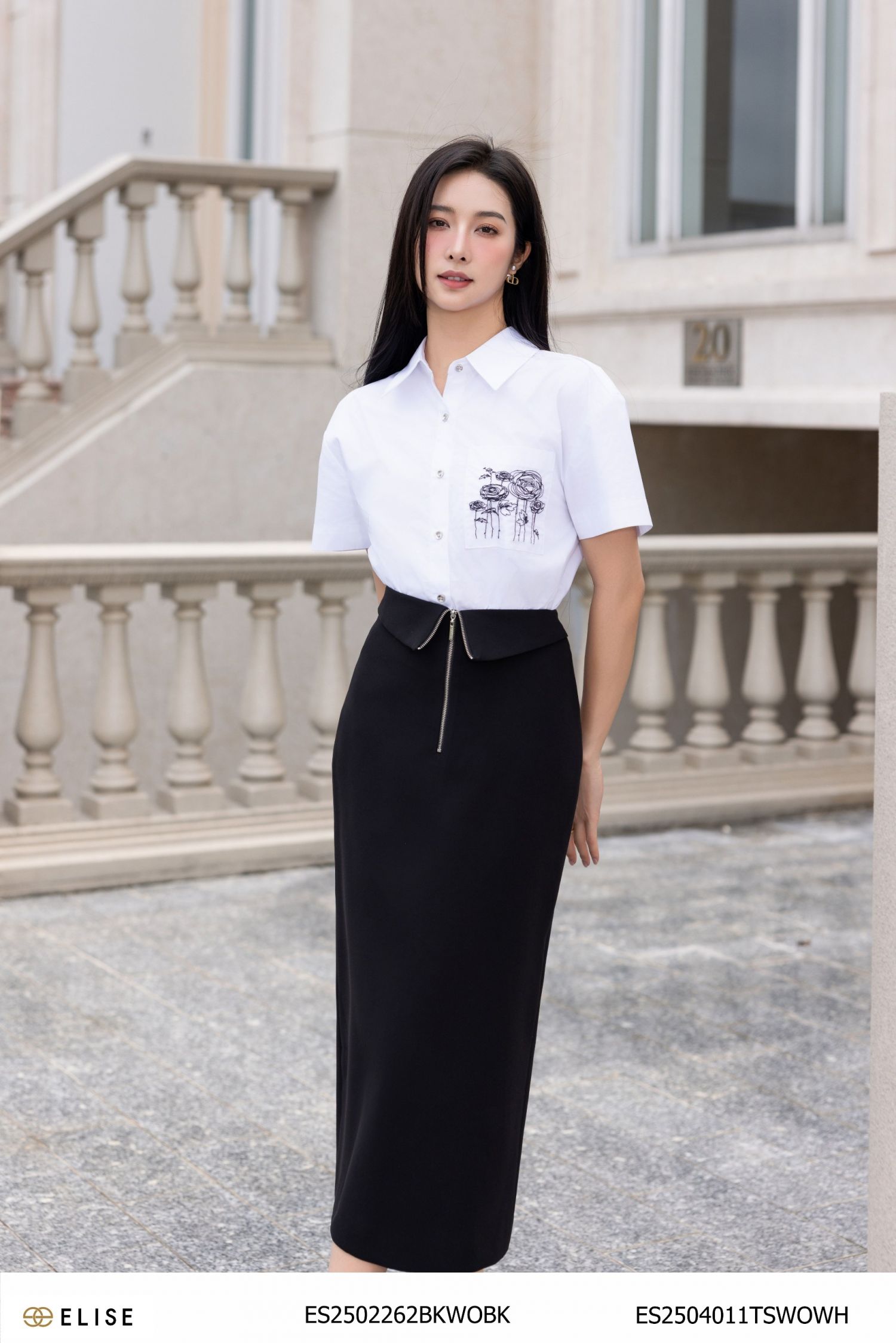 SM THÔ TRẮNG THÊU HOA TÚI NGỰC