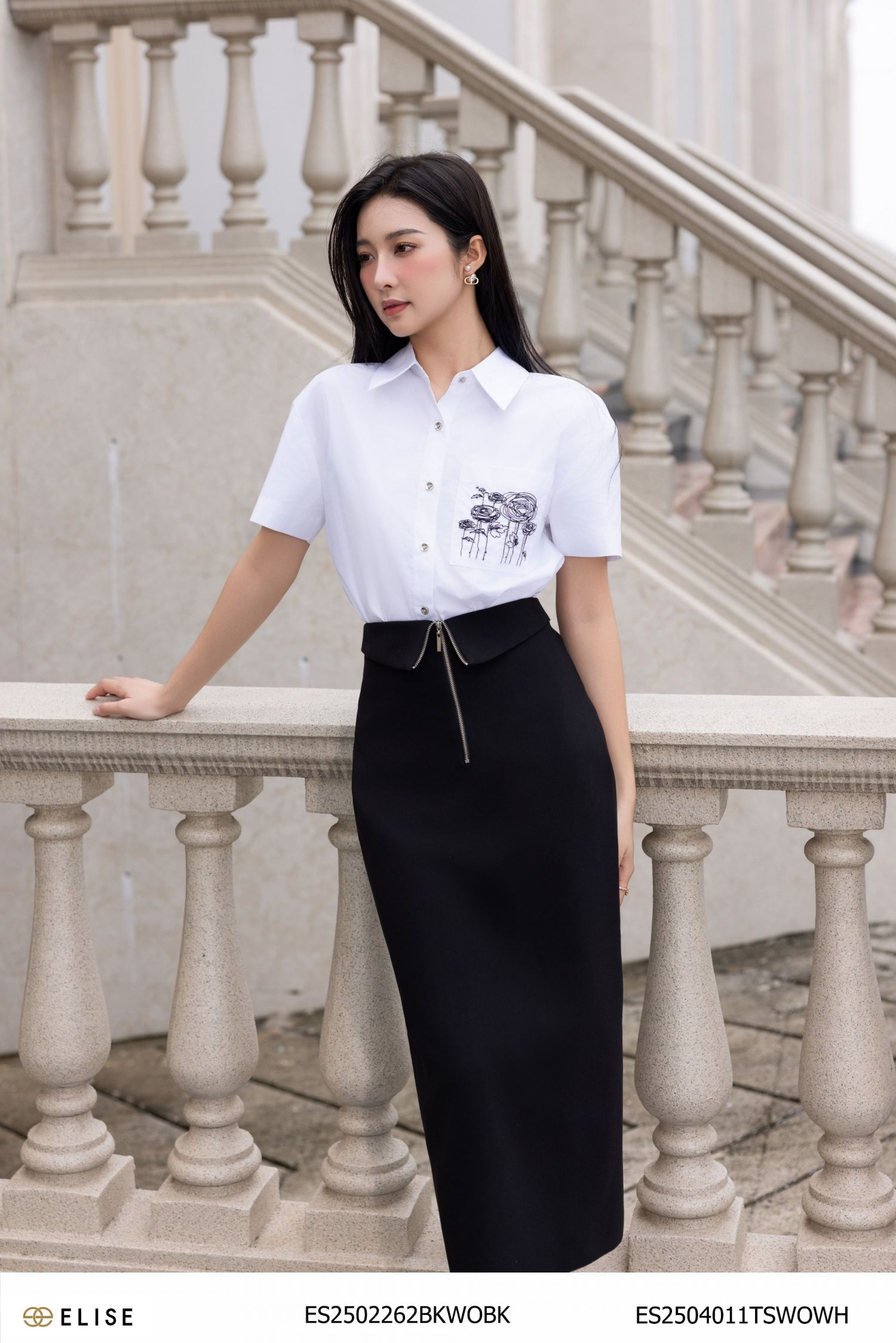 SM THÔ TRẮNG THÊU HOA TÚI NGỰC