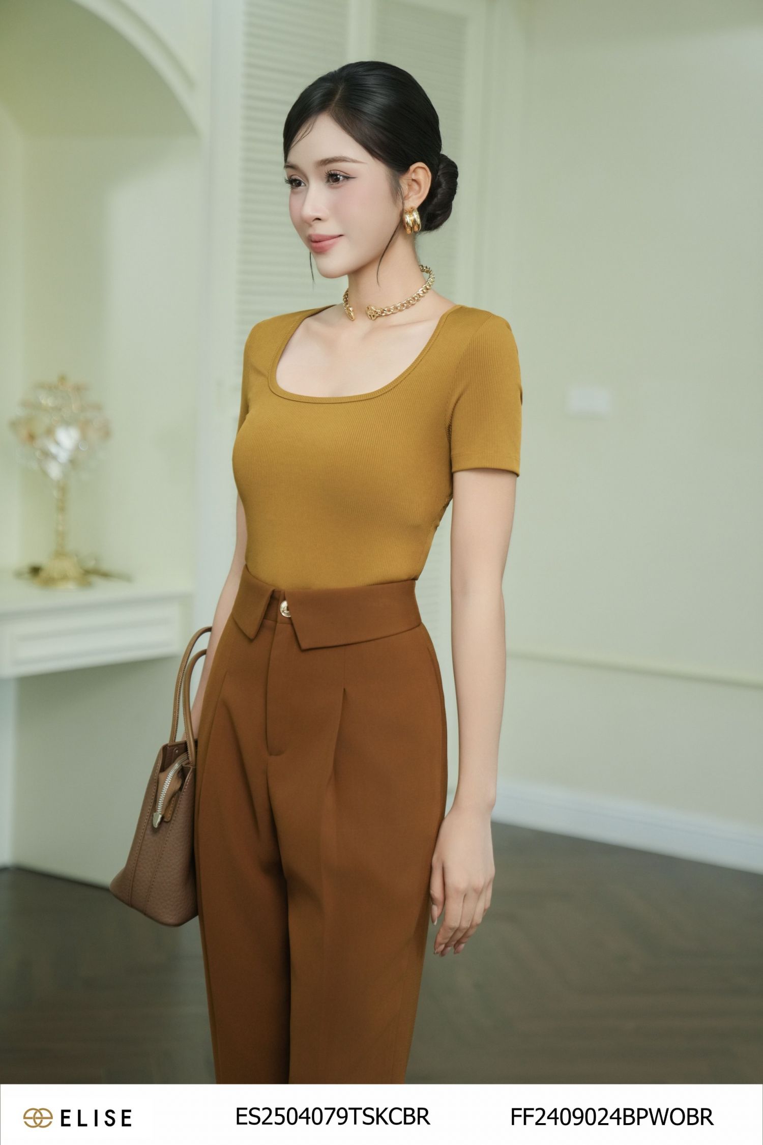 ÁO THUN NÂU BUỘC NƠ SAU