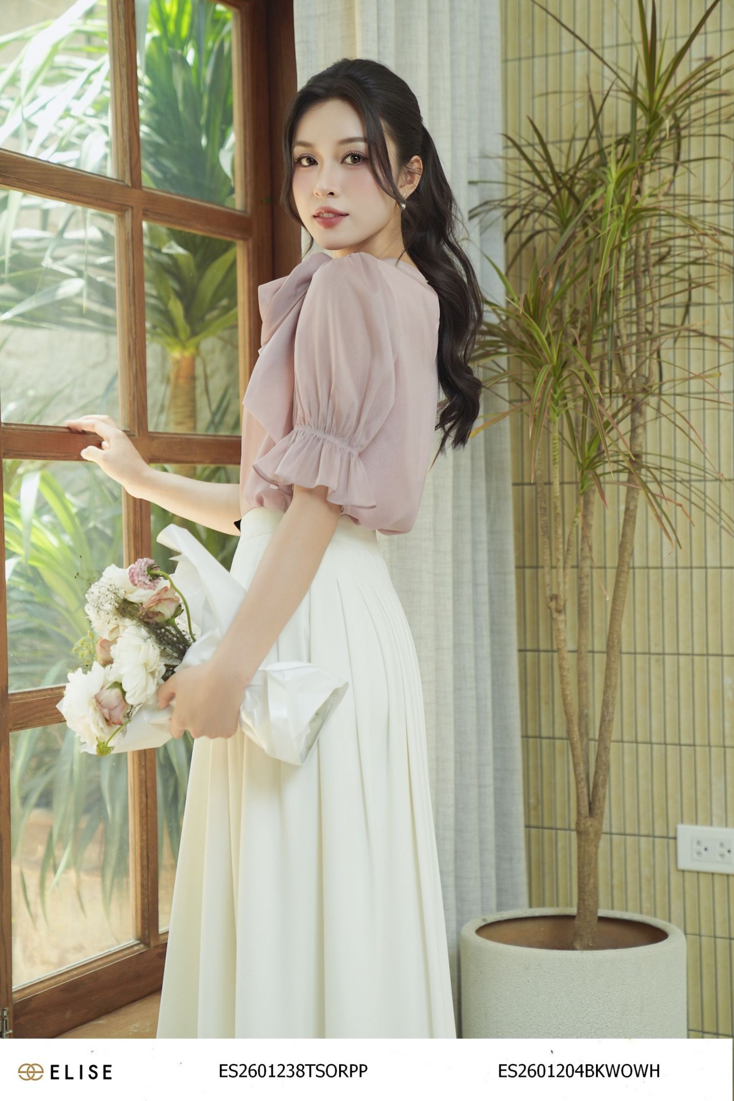 ÁO TƠ BE HỒNG HOA VAI