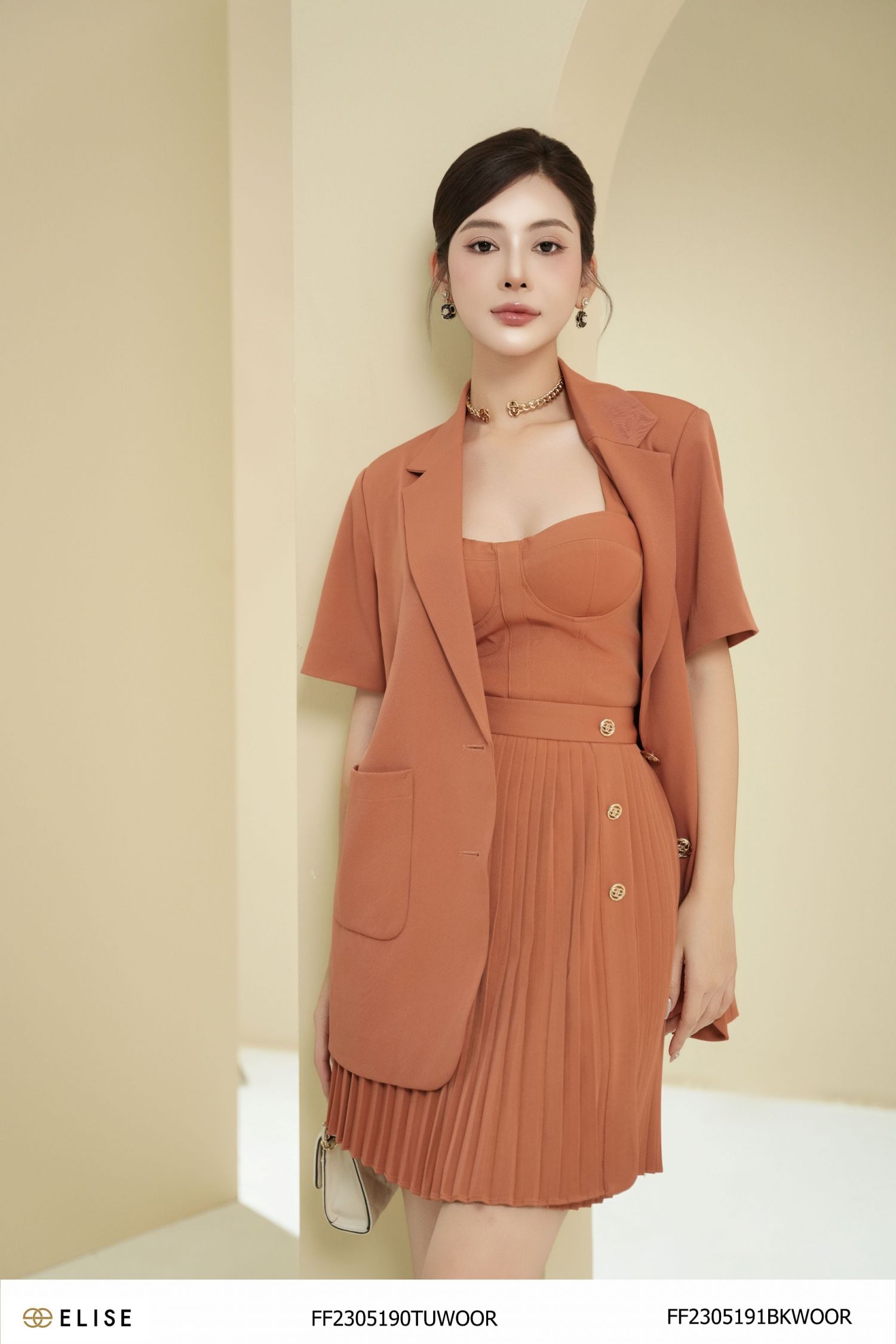 ÁO CÚP NGỰC CAM ĐẤT BỔ MẢNH