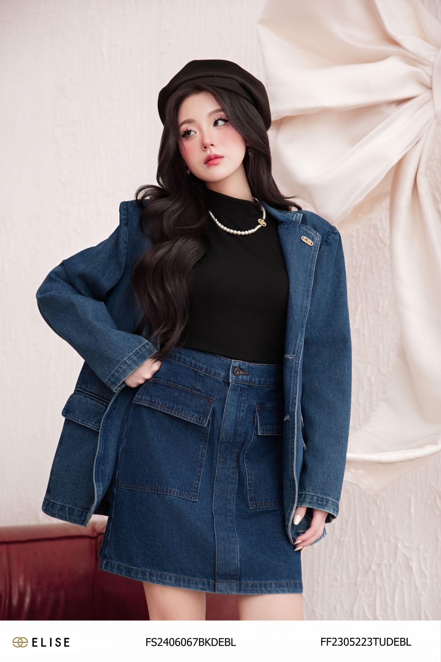 VEST JEANS XANH VE ĐÍNH LOGO