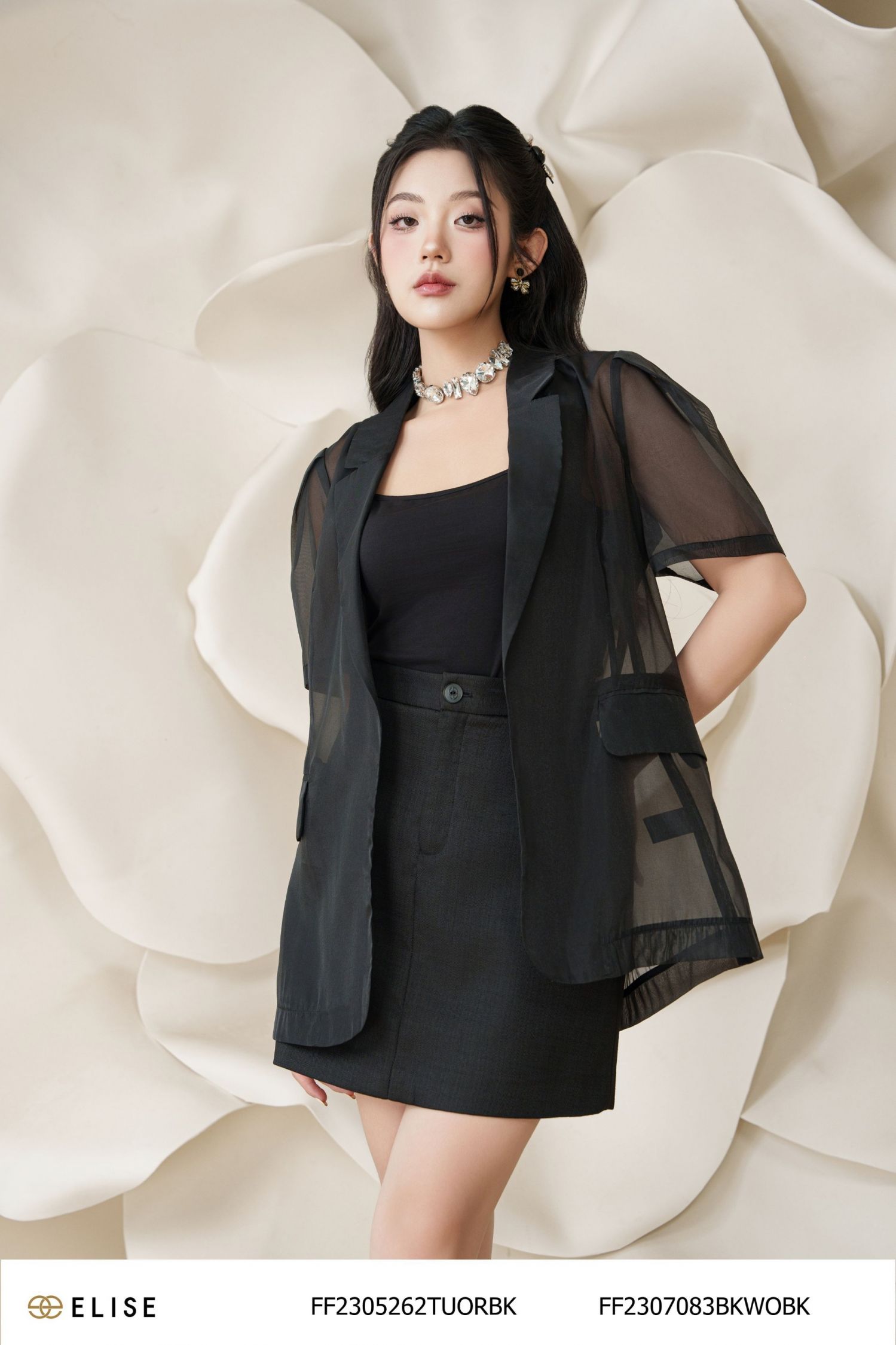 VEST TƠ ĐEN NGẮN TAY