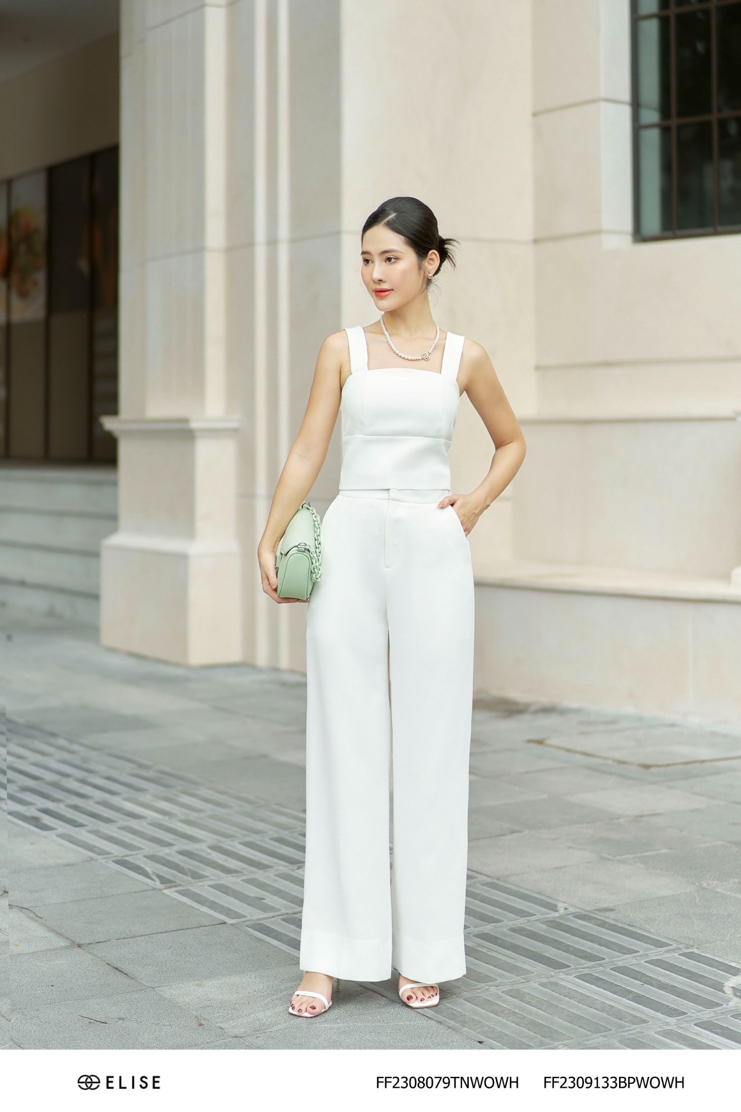 VEST TRẮNG PHỐI REN QUẢ TRÁM
