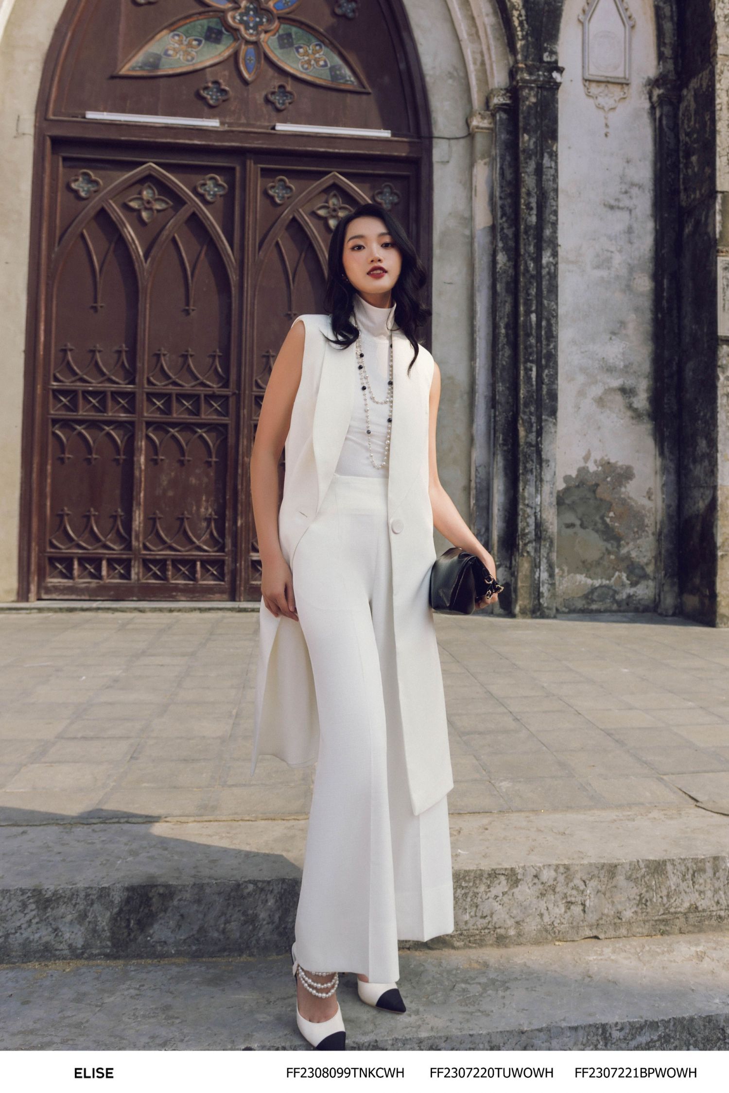 MT SÁT NÁCH TWEED TRẮNG NGÀ