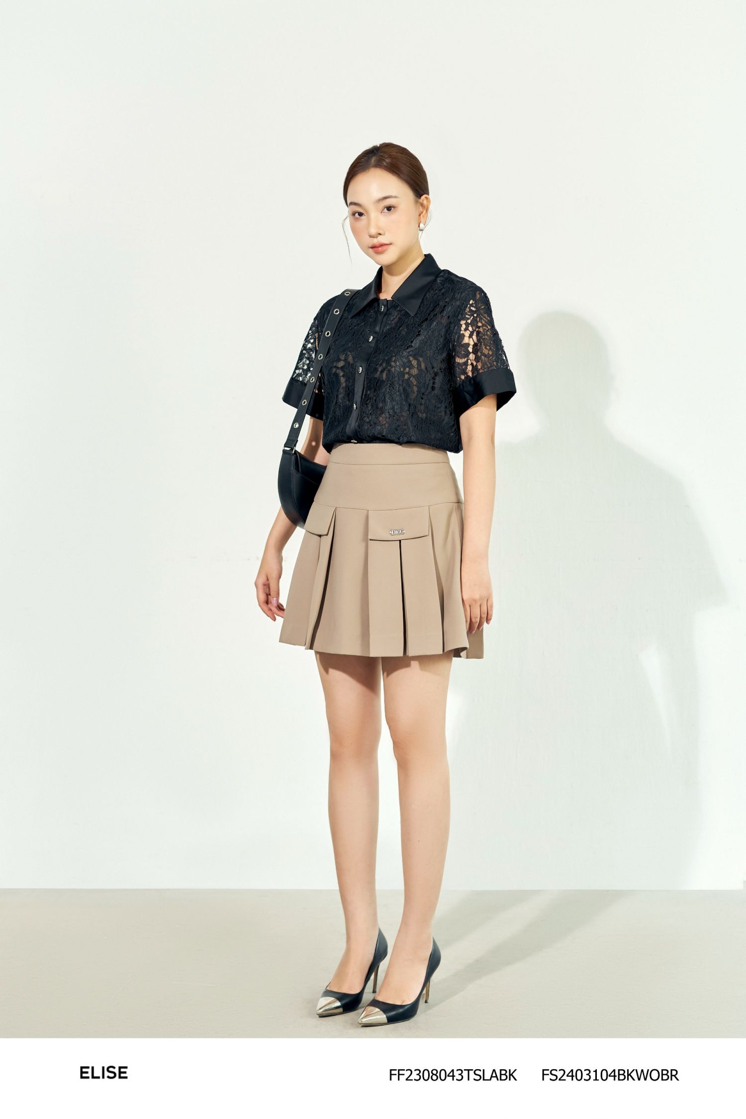SM REN HOA ĐEN PHỐI CỔ LỤA