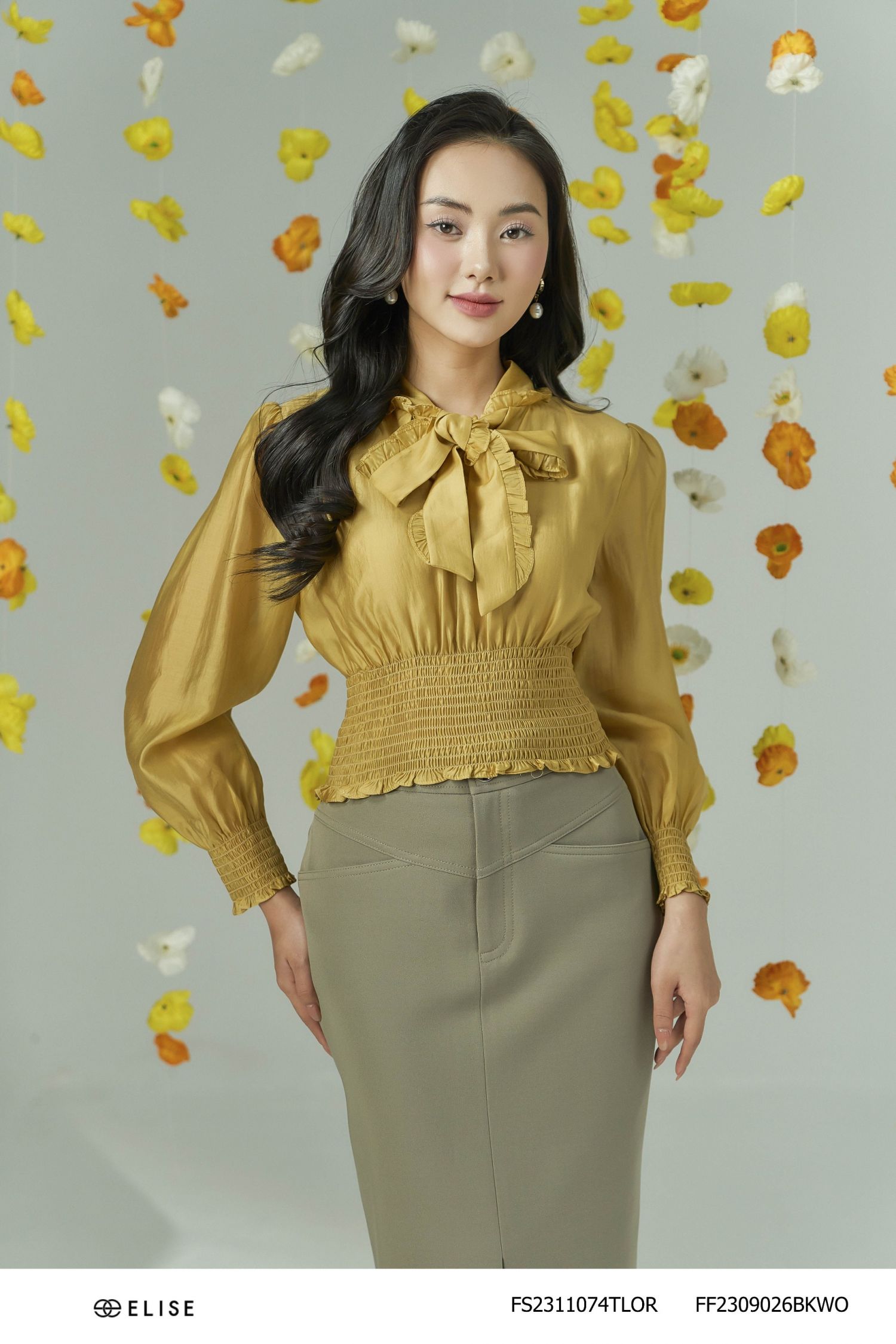 JUPE BÚT CHÌ GHI CẮT CÚP XẺ TRƯỚC