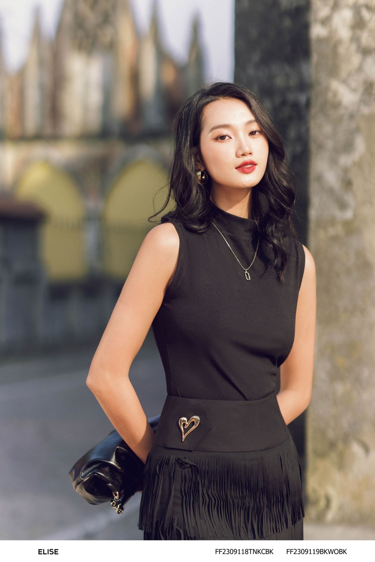 ÁO BA LỖ THUN TĂM ĐEN KHÓA CỔ