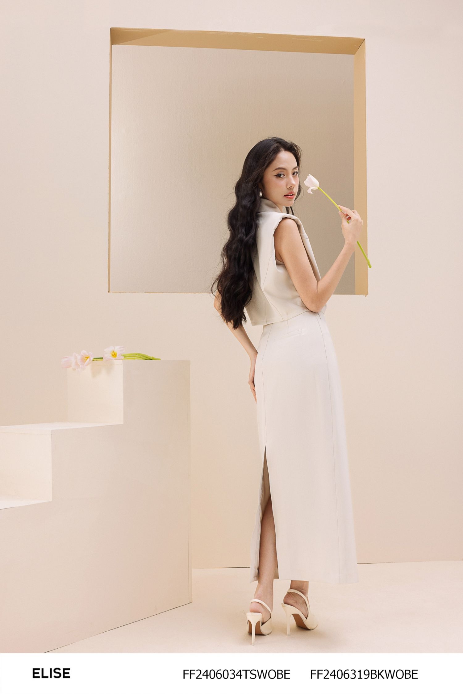 ÁO SÁT NÁCH BE CỔ ĐỨC VAI ĐỘN