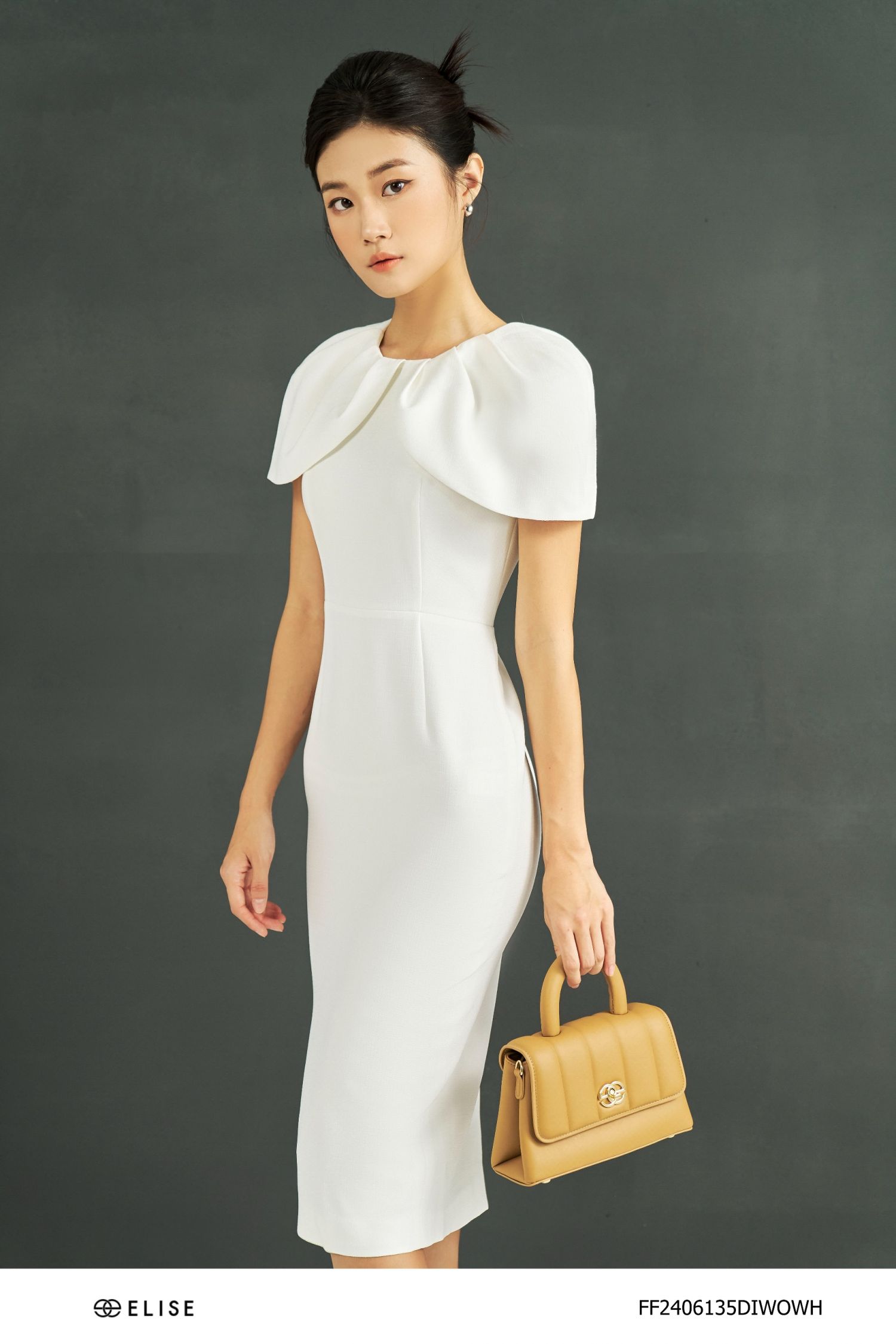 ĐẦM ÔM VÂN TRẮNG TAY CAPE