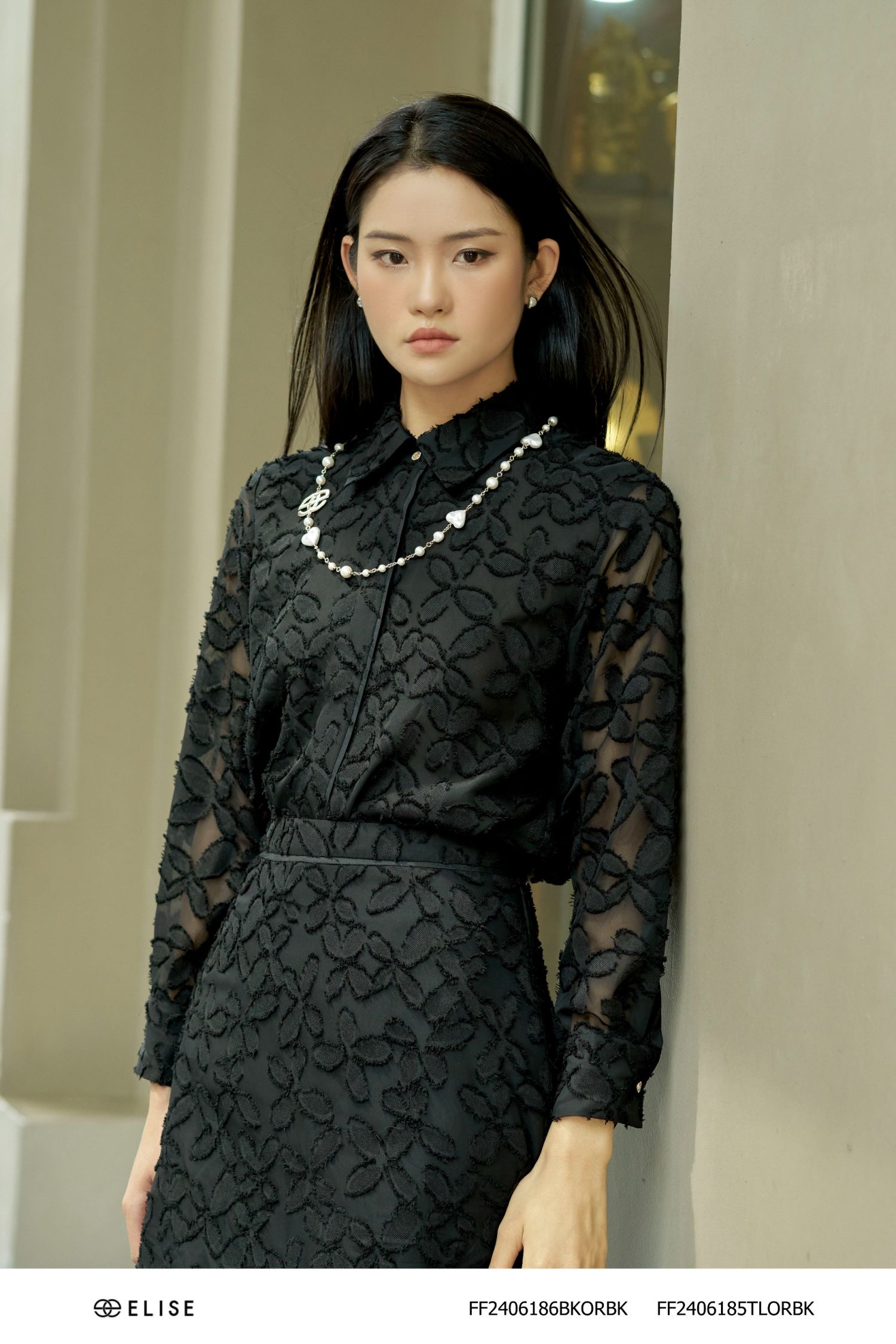 SM TƠ ĐEN HOA NỔI CỔ ĐỨC