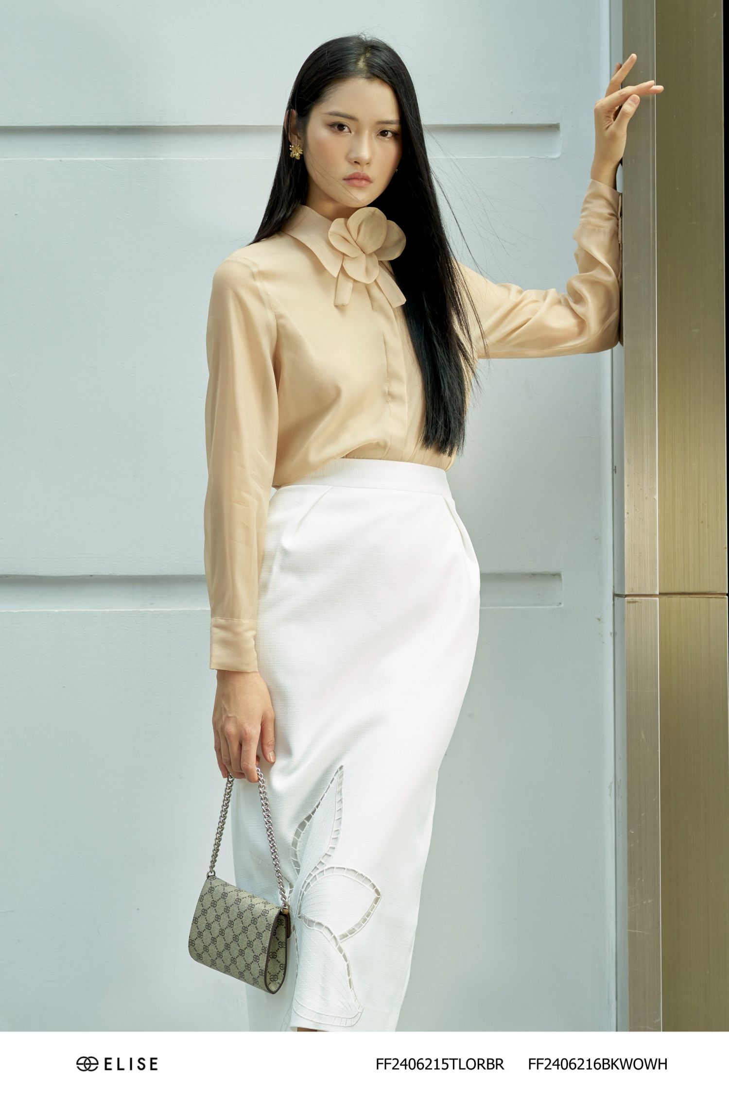 SM TƠ BE NÂU ĐÍNH HOA CỔ