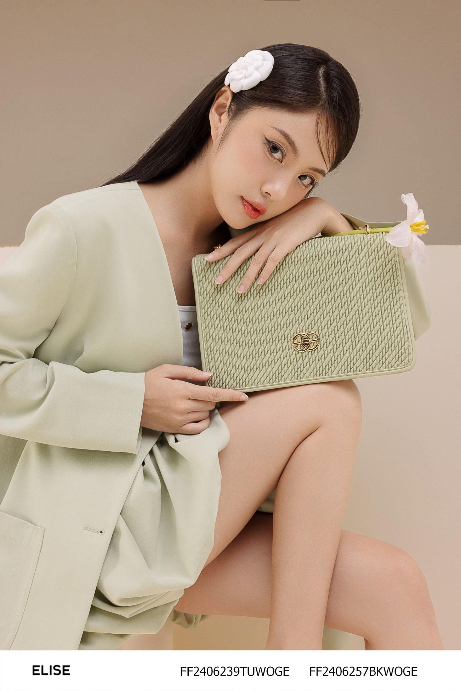 VEST XANH BẠC HÀ CỔ V TÚI ỐP DIỄU CHỈ