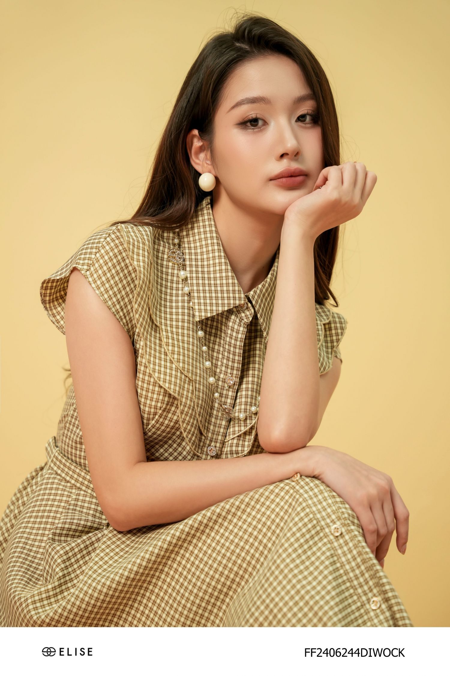 ĐẦM KẺ CARO BE NÂU VIỀN CỔ BÈO SÓNG