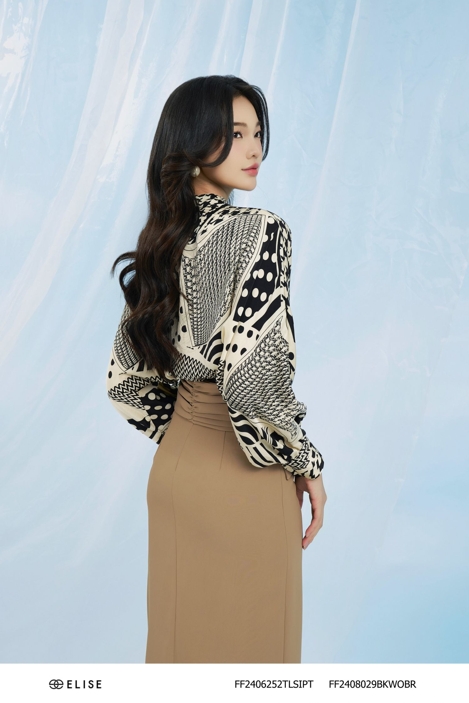 SM LỤA CỔ LEO HỌA TIẾT HÌNH HỌC