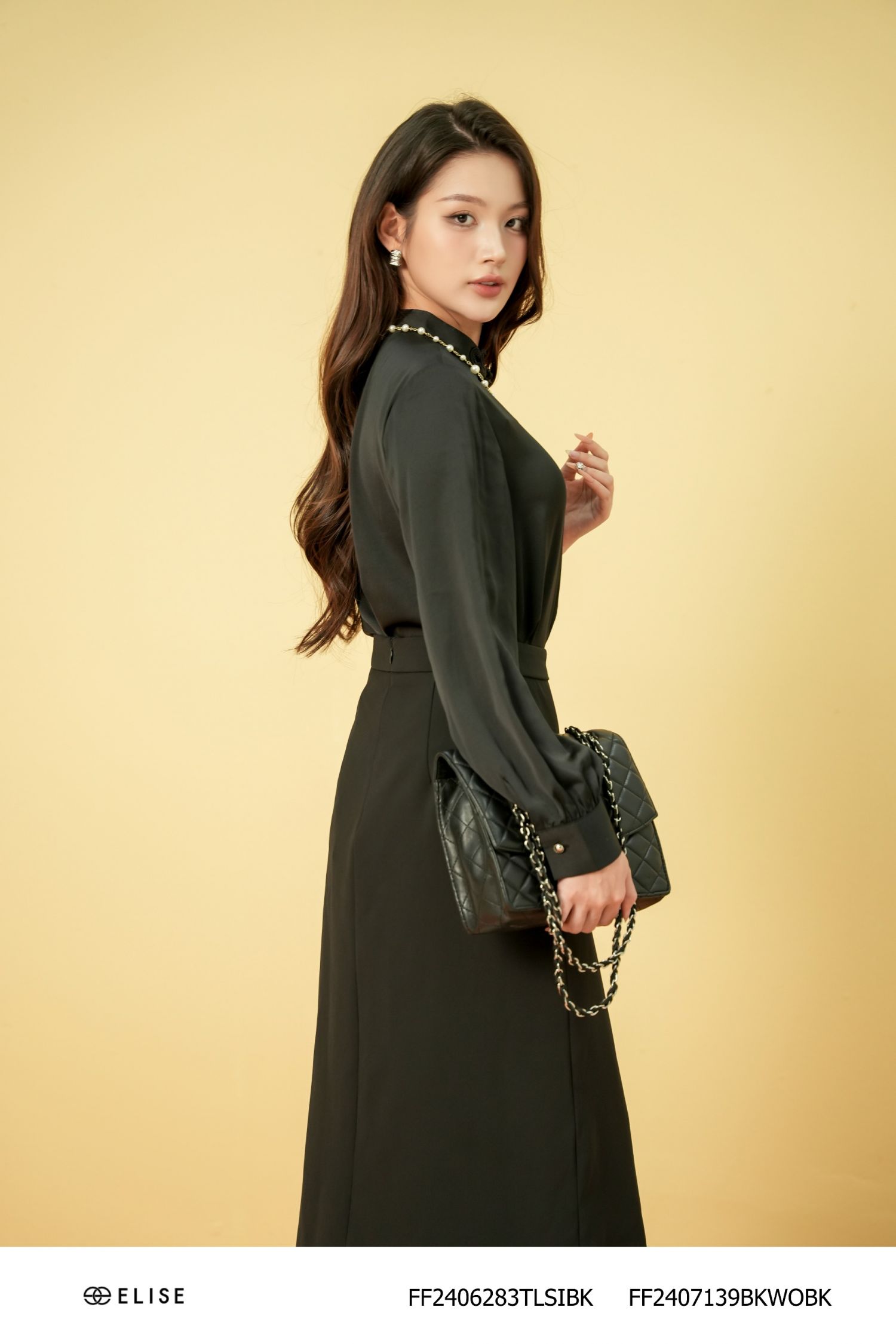 ÁO LỤA ĐEN CỔ TÀU