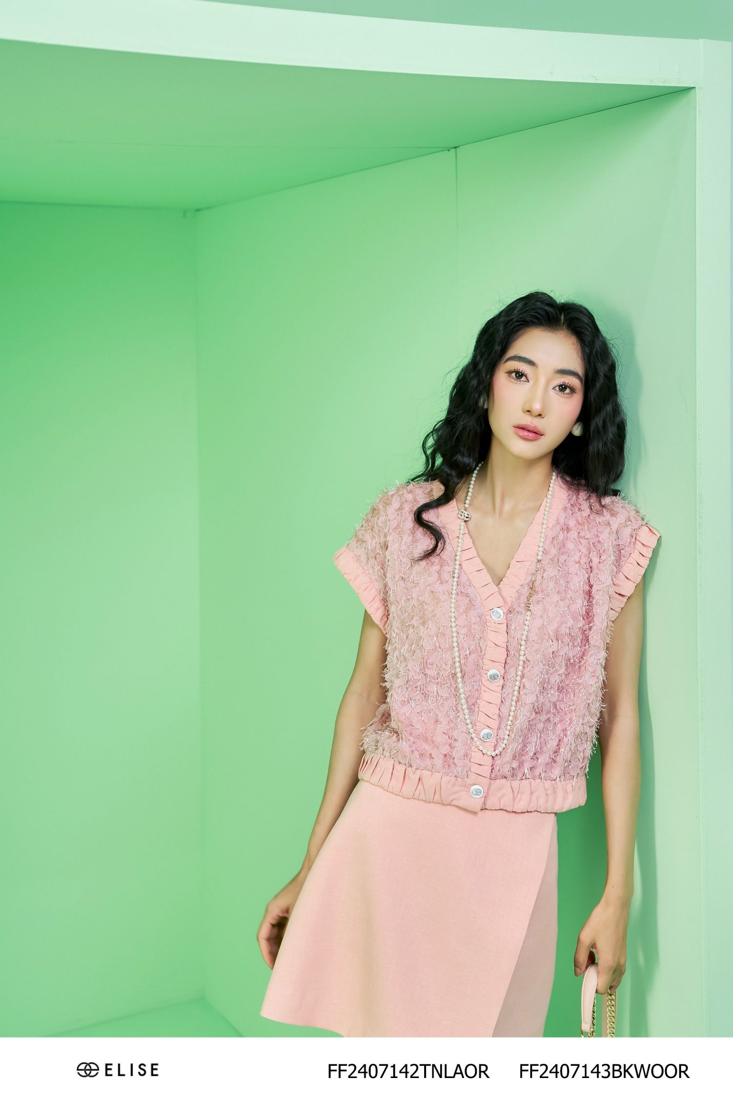 ÁO REN SỢI LƯỚI NỔI CAM HỒNG VIỀN NHÚN