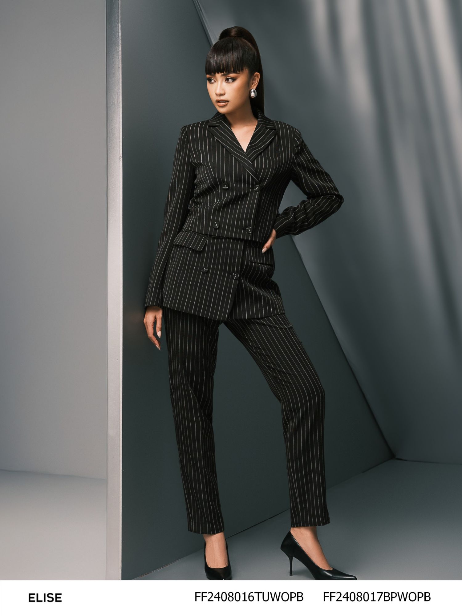 VEST LỬNG ĐEN KẺ TRẮNG