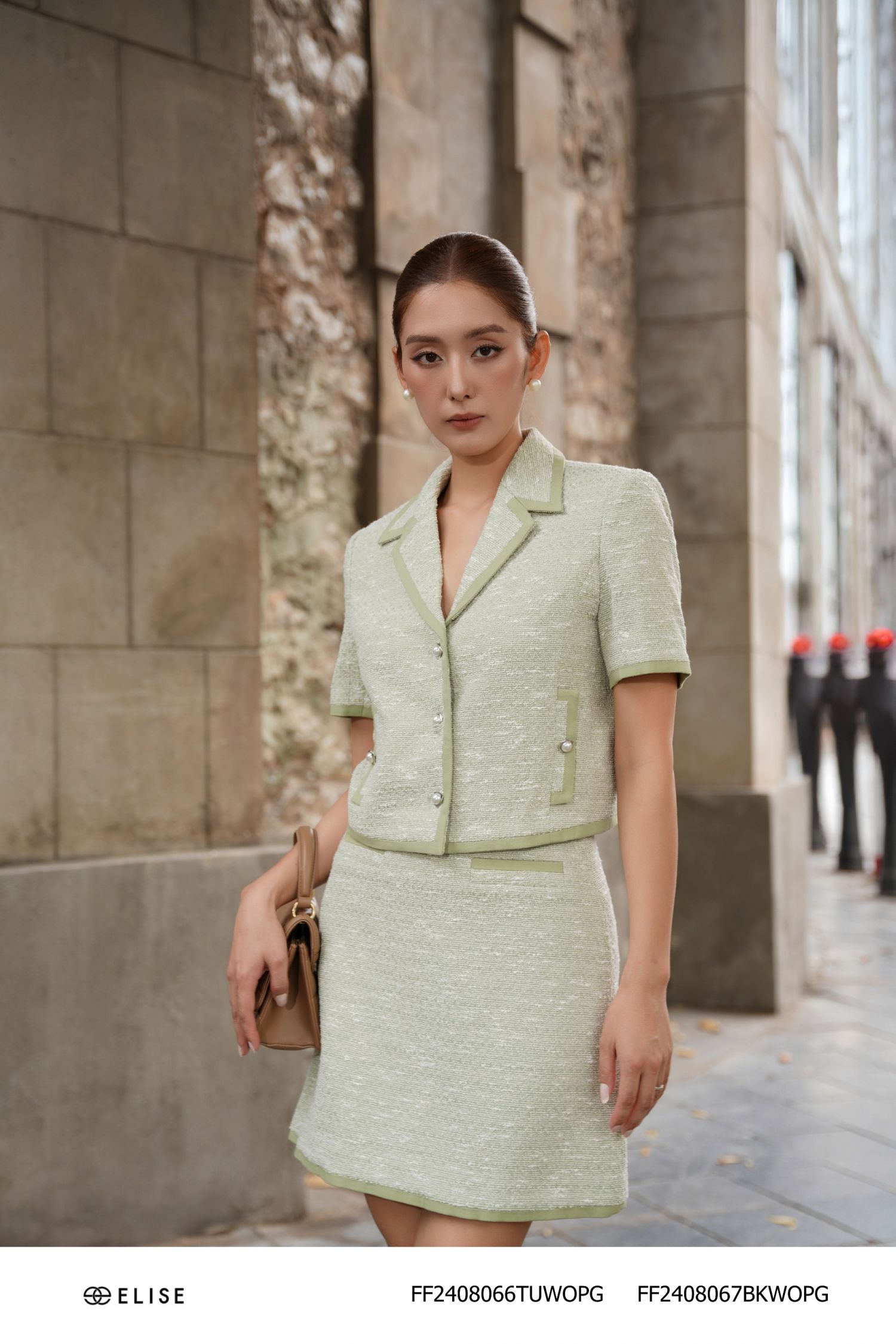 VEST XANH CỐM VÂN NỔI TRẮNG PHỐI VIỀN