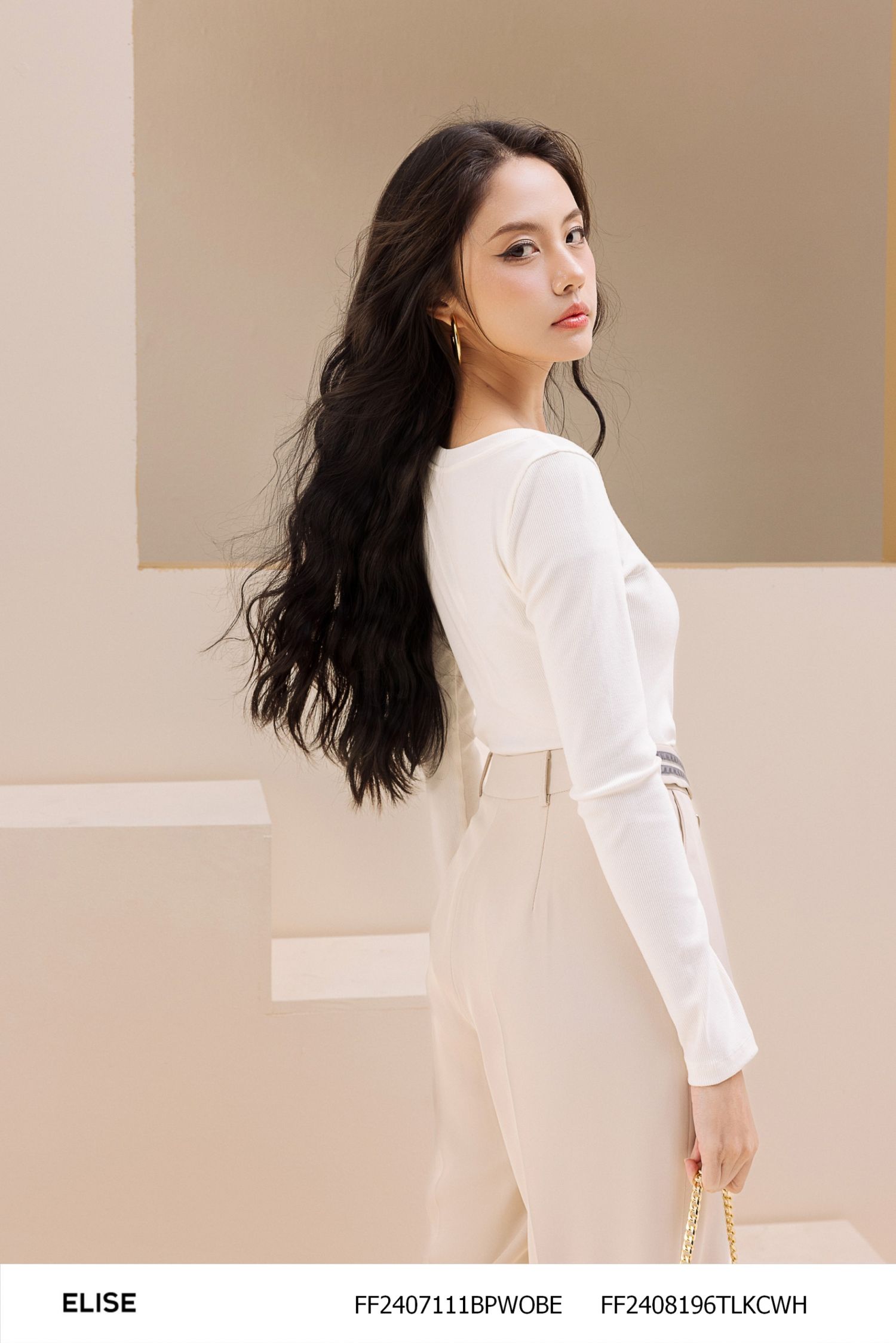 BODY SUIT TRẮNG DÀI TAY