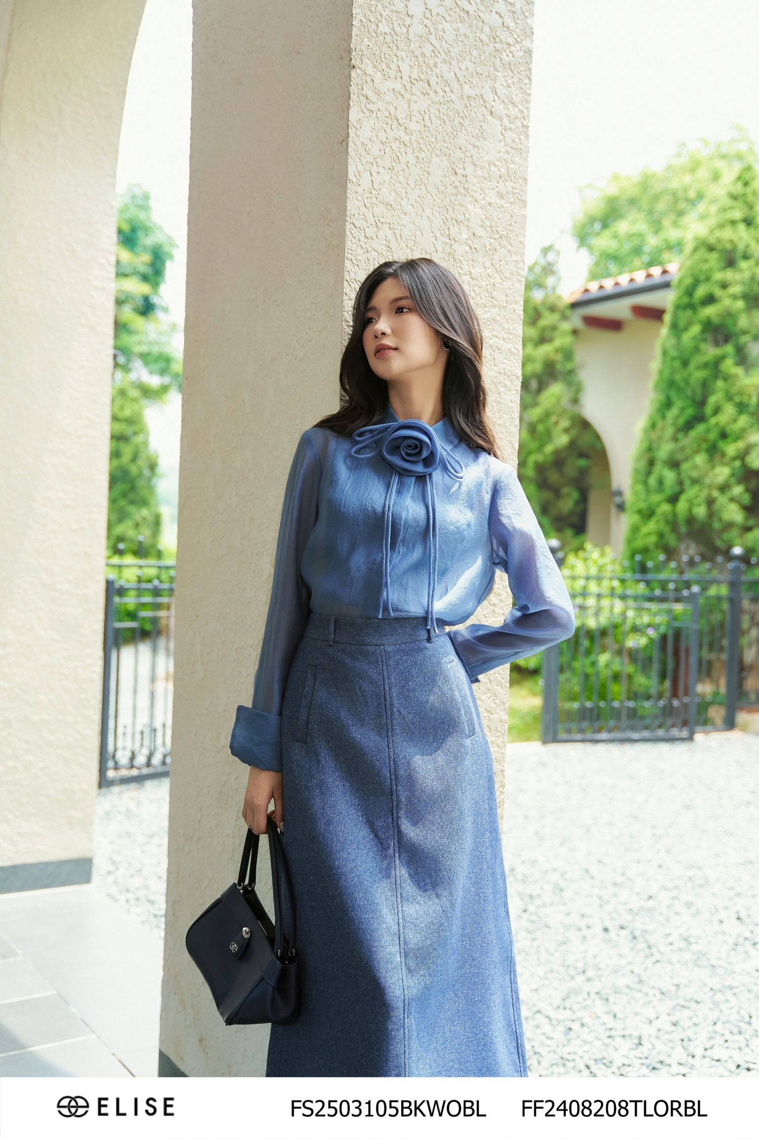 SM TƠ XANH ĐÁ CỔ ĐỨC ĐÍNH HOA