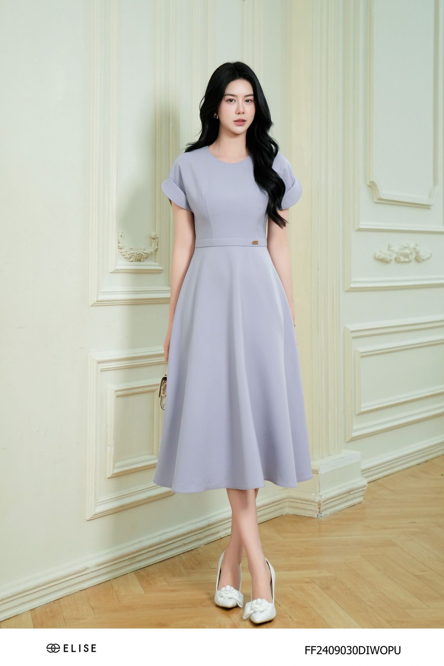 ĐẦM TÍM XÒE TAY XẺ CHỒNG