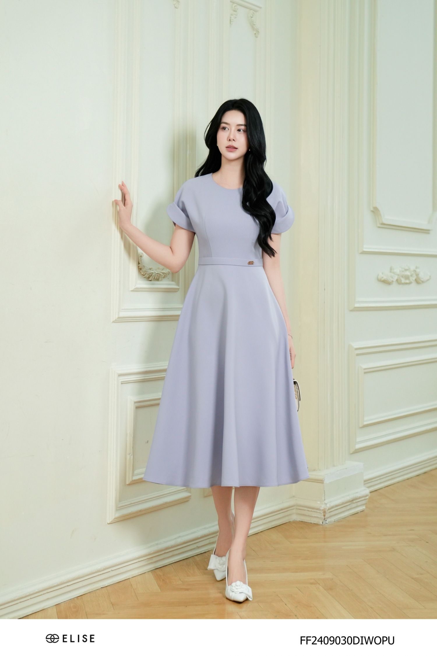 ĐẦM TÍM XÒE TAY XẺ CHỒNG