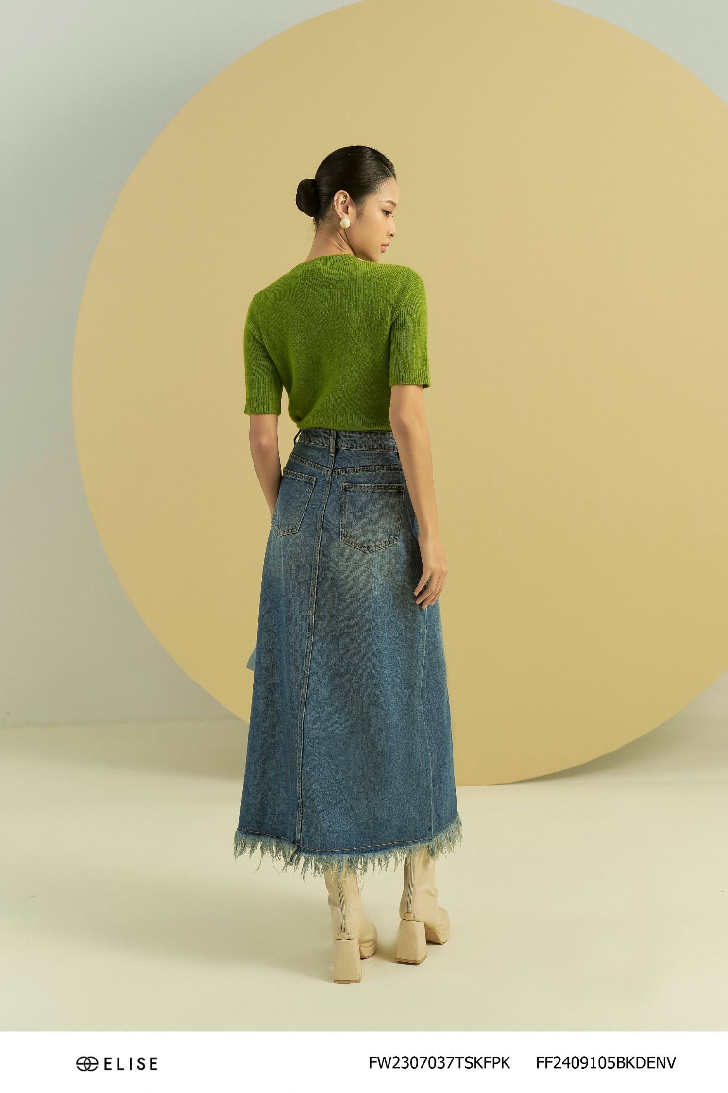 CHÂN VÁY JEANS XANH RUA GẤU
